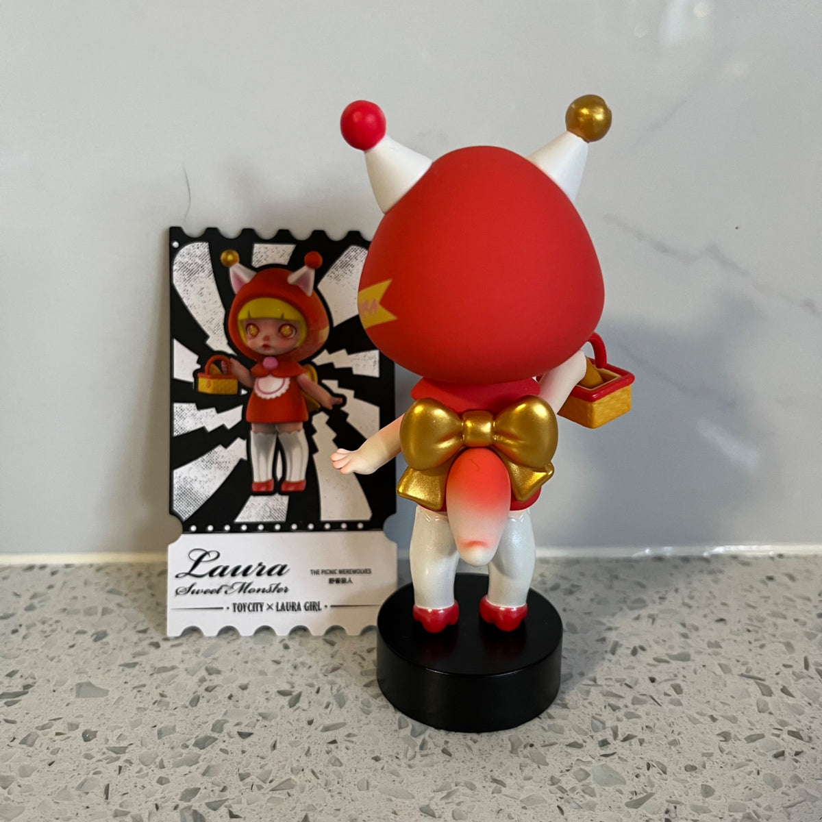 The Picnic Werewolves - Laura Sweet Monster Series by Toycity - 2