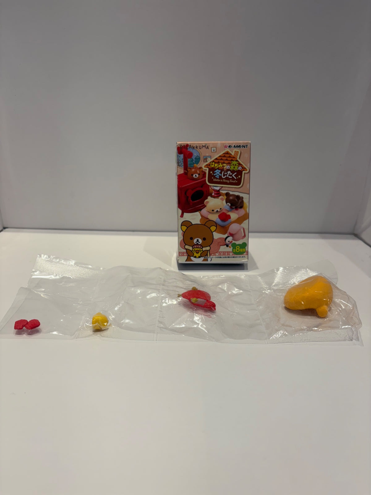 Hand Knit Mittens - Winter in Honey Forest - Rilakkuma Re-Ment - 2