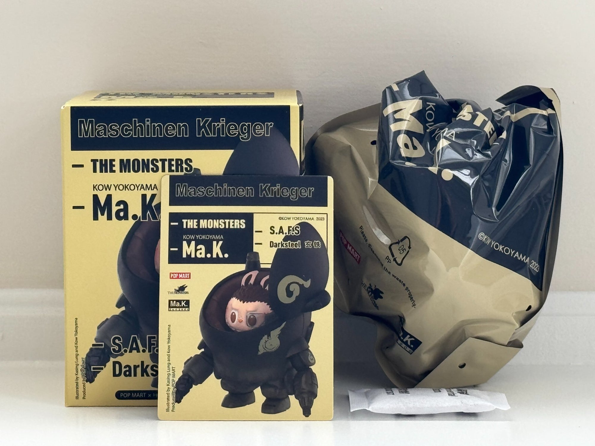 Kow Yokoyama S.A.F.S Darksteel フィギュア Kow Yokoyama S.A.F.S Darksteel フィギュア Pop Mart The Monsters X