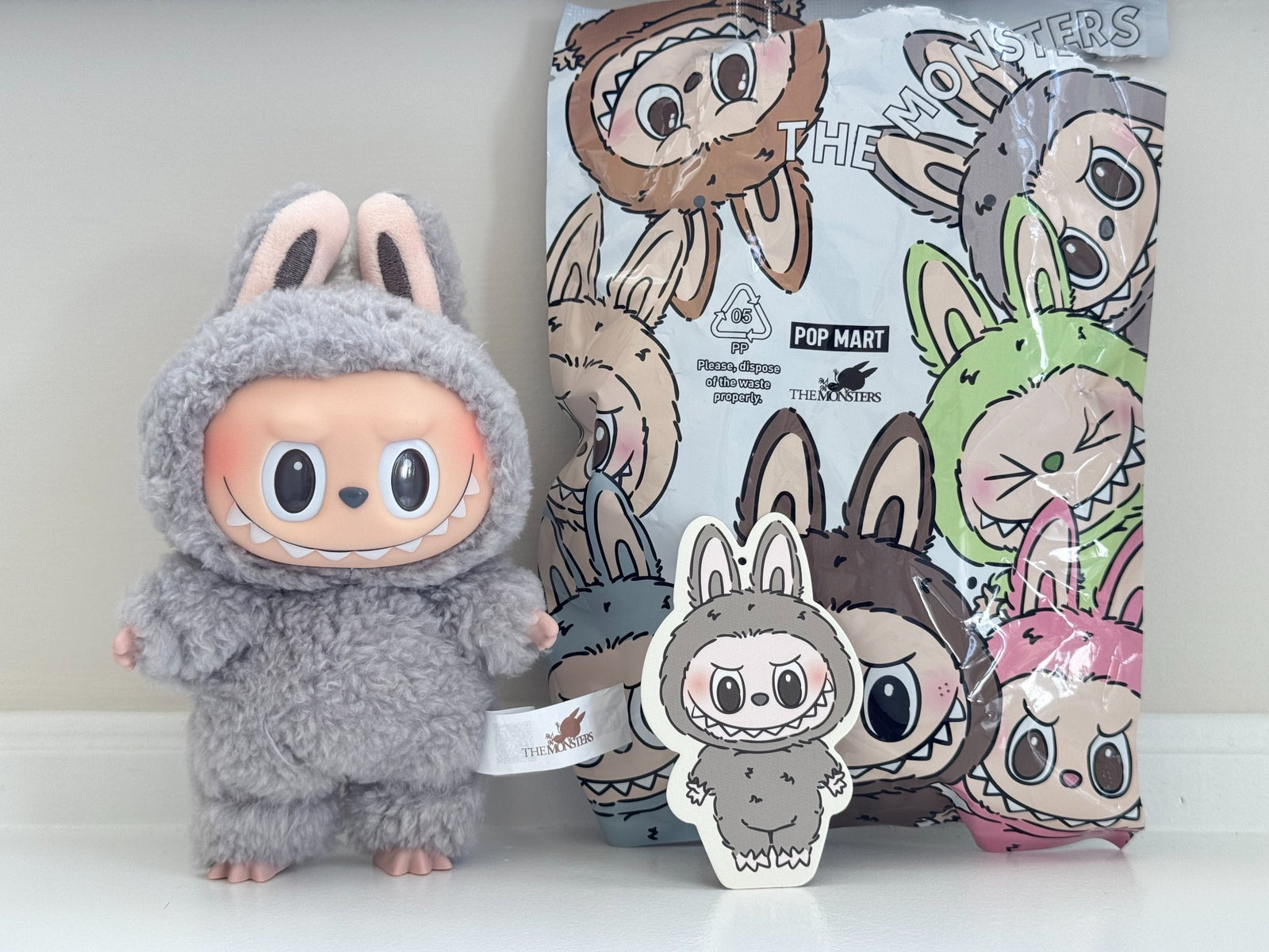 Sesame Bean - Labubu The MONSTERS Exciting Macaron Vinyl Face by POP MART - 1