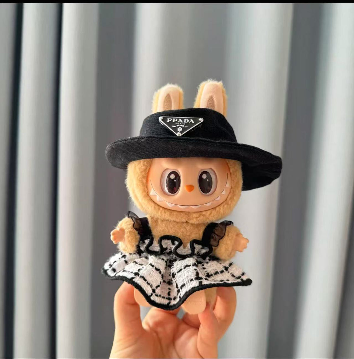 White Checkered Dress + Hat - Labubu Clothes for Have A Seat - 1