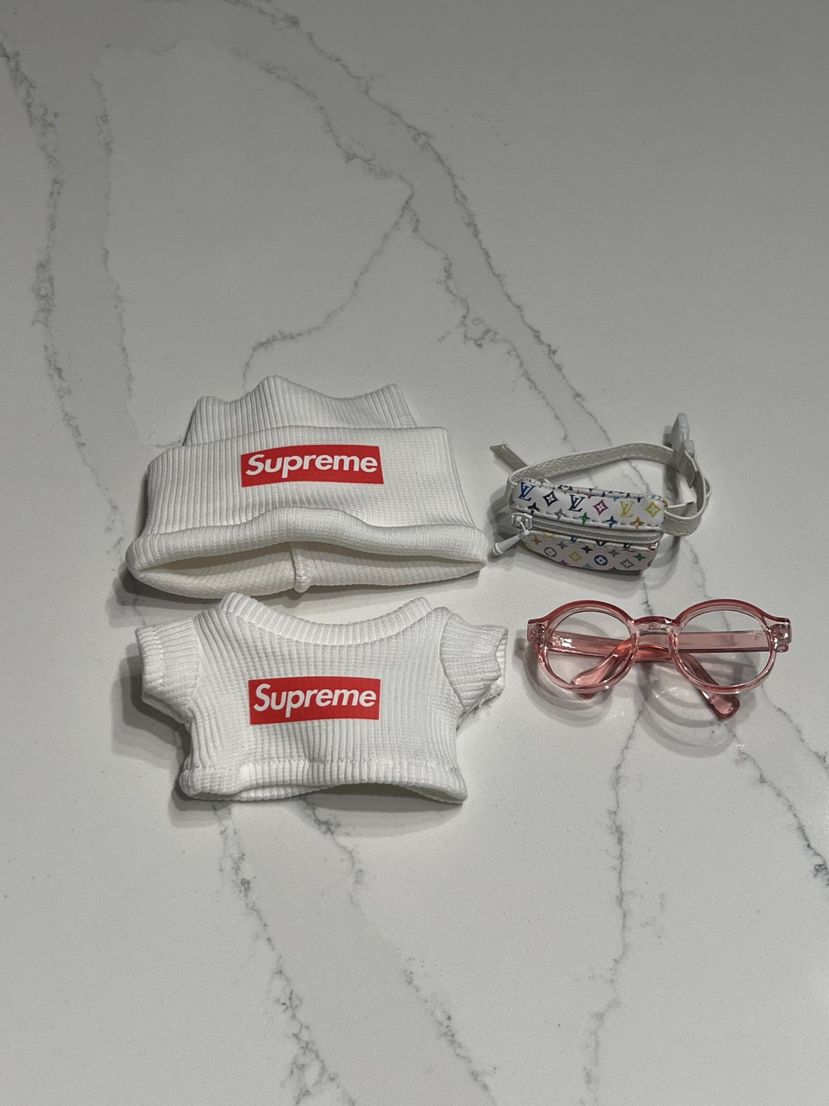 White "S" Sweater Set + Bag + Pink Framed Glasses  - Labubu Clothes for Have A Seat - 2