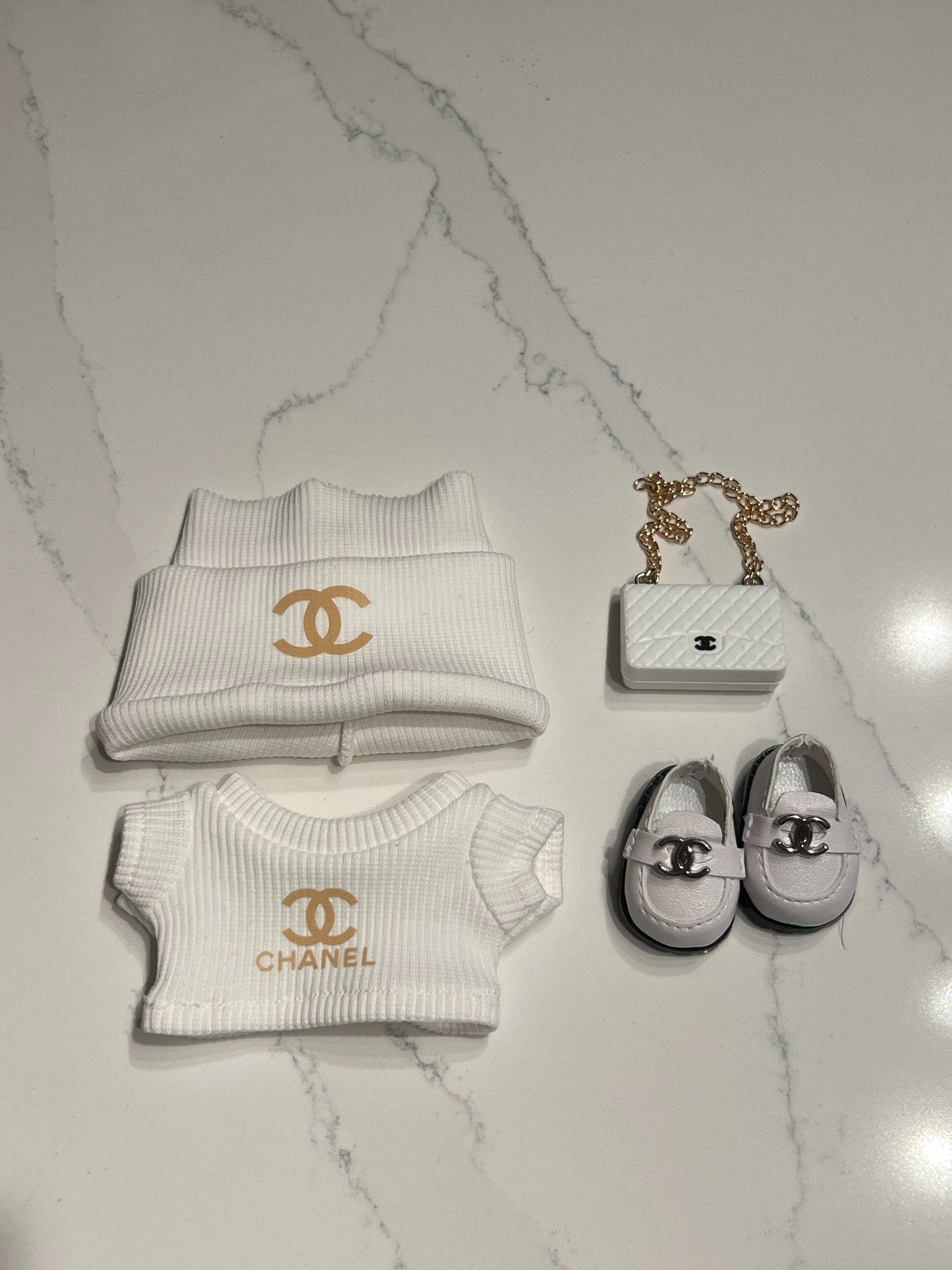 White "CC" Outfit + Bag  - Labubu Clothes for Have A Seat or Exciting Macaron  - 1