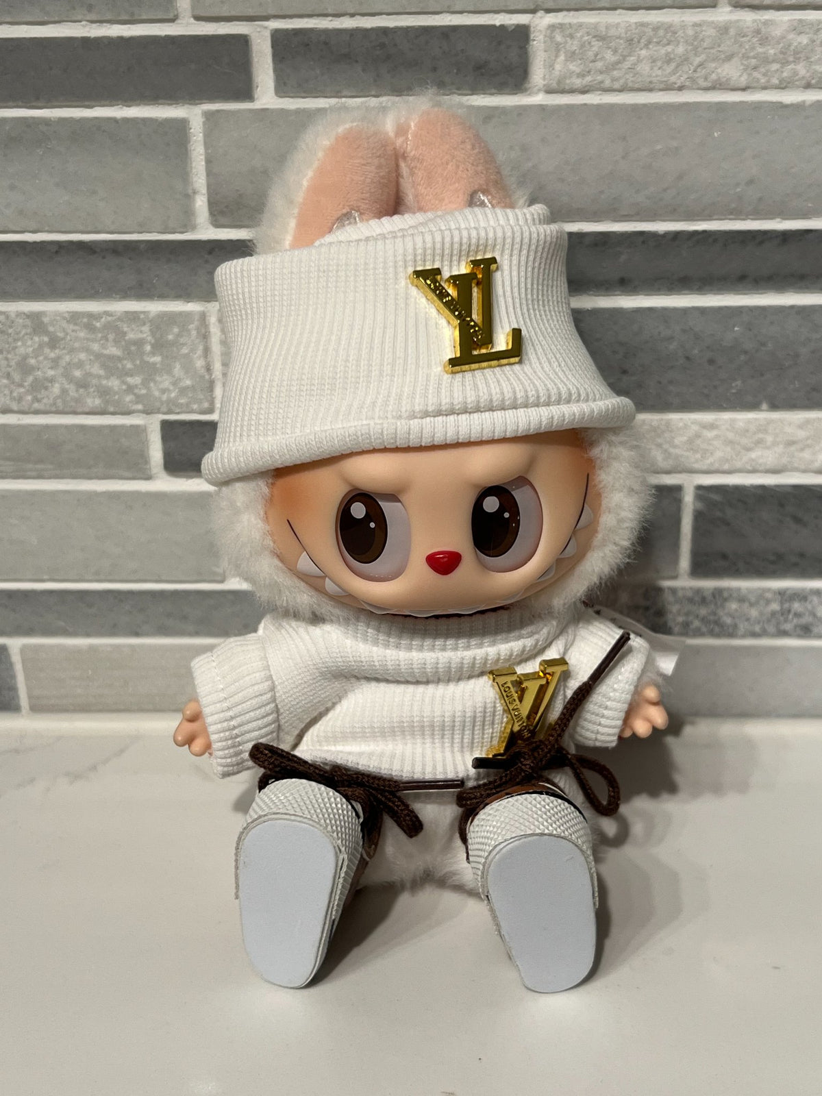 Gold "LV" Plate Outfit  - Labubu Clothes for Have A Seat - 1