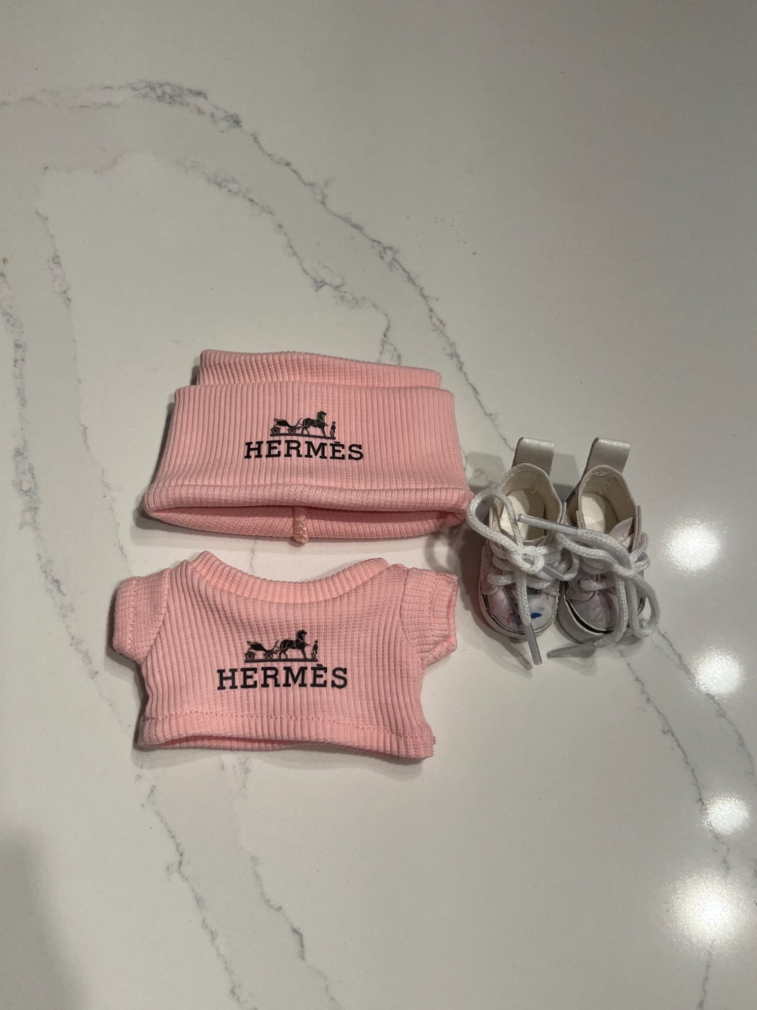 Pink "H" Outfit  - Labubu Clothes for Have A Seat - 1