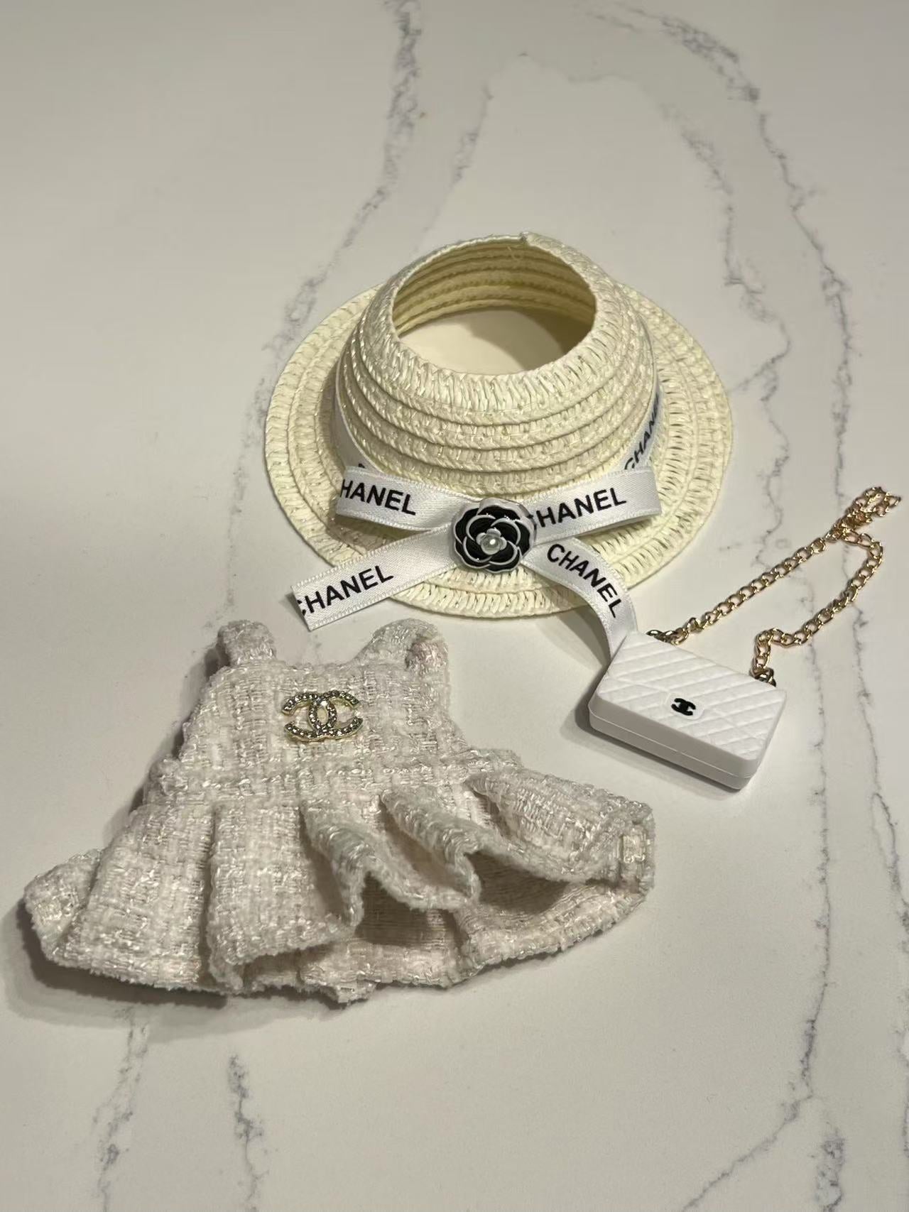 White Dress + Straw Hat - Labubu Clothes for Have A Seat - 1