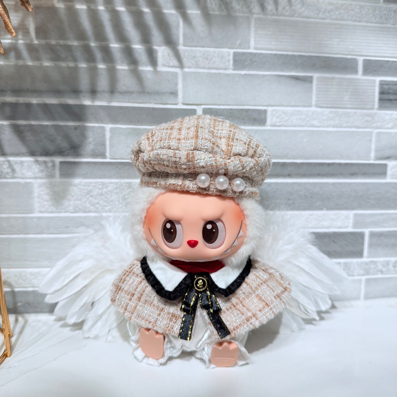 Champaign Cape + White Wings - Labubu Clothes for Have A seat - 1