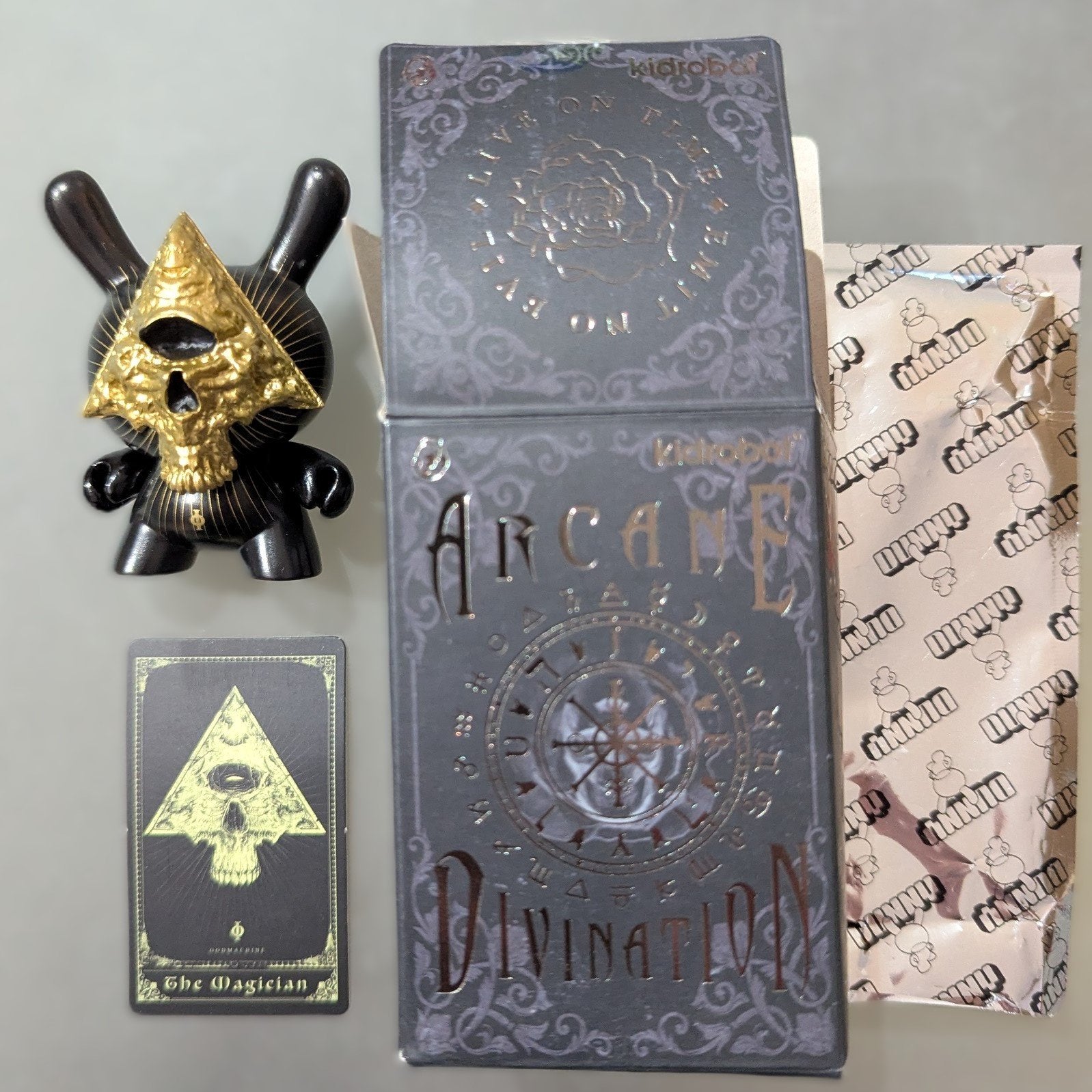 The Magician - Dunny Arcane Divination - Godmachine 2/24 - 1