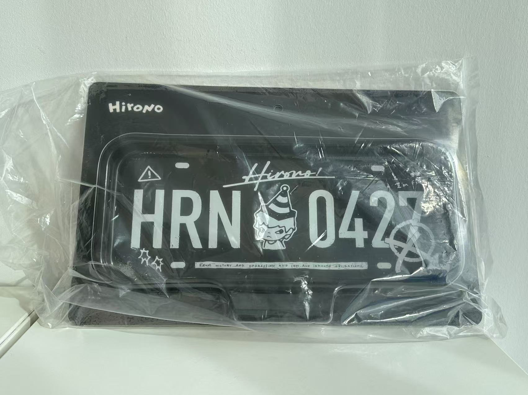 Hirono license plate display - Hirono Living Wild series by POP MART - 3