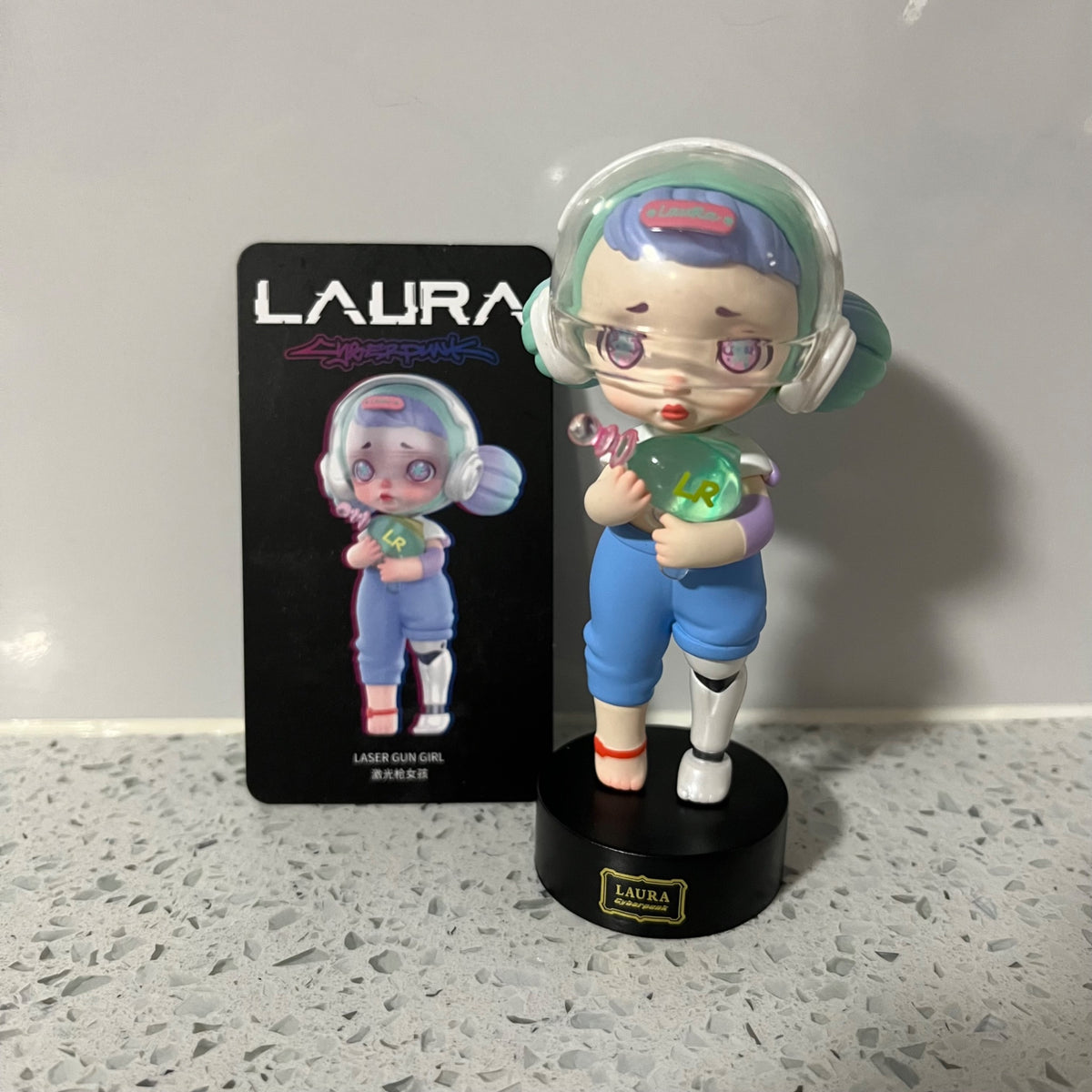 Laser Gun Girl - Laura Cyberpunk series - Toy City