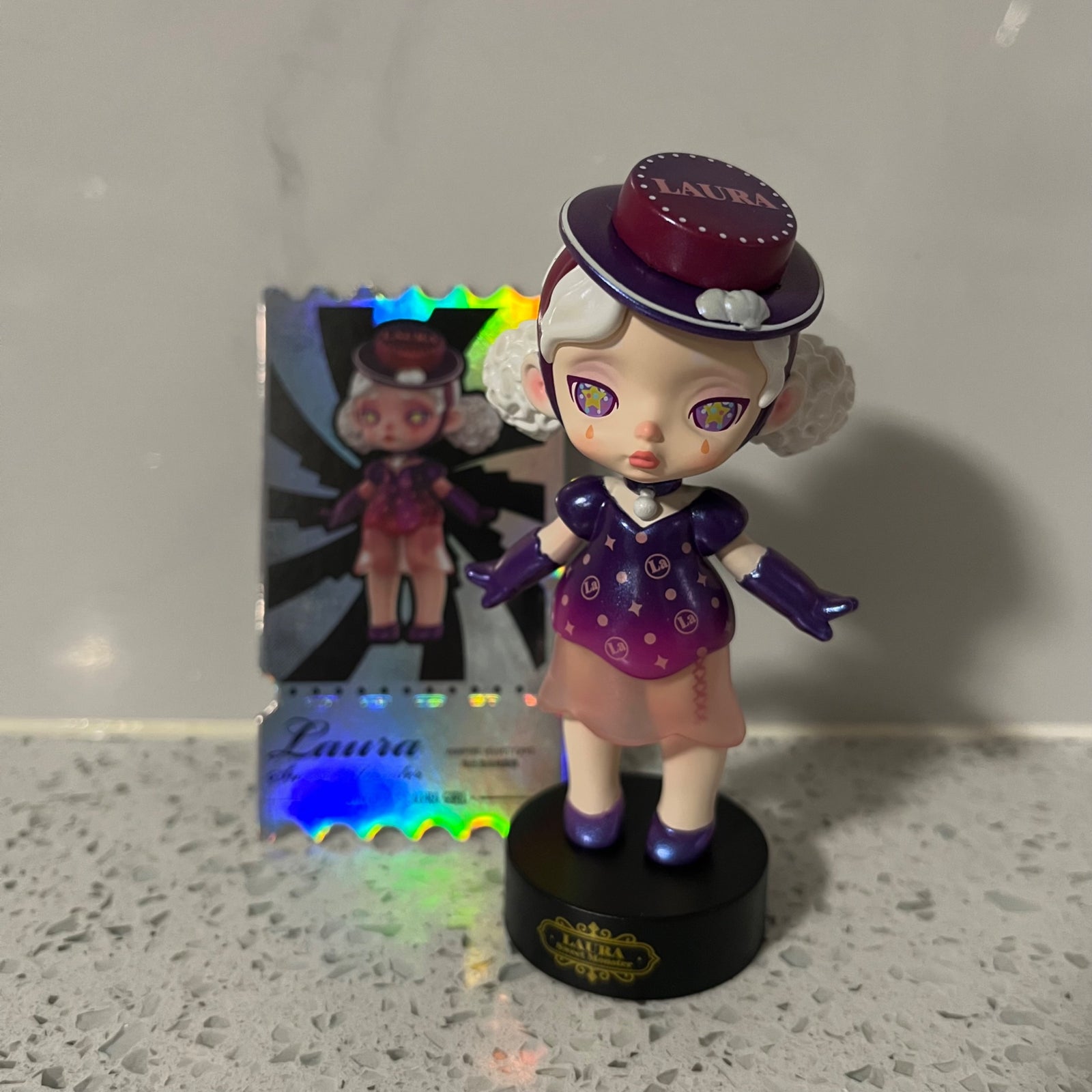 Vampire Mousse Cake (Variant) - Laura Sweet Monster series - Toy City