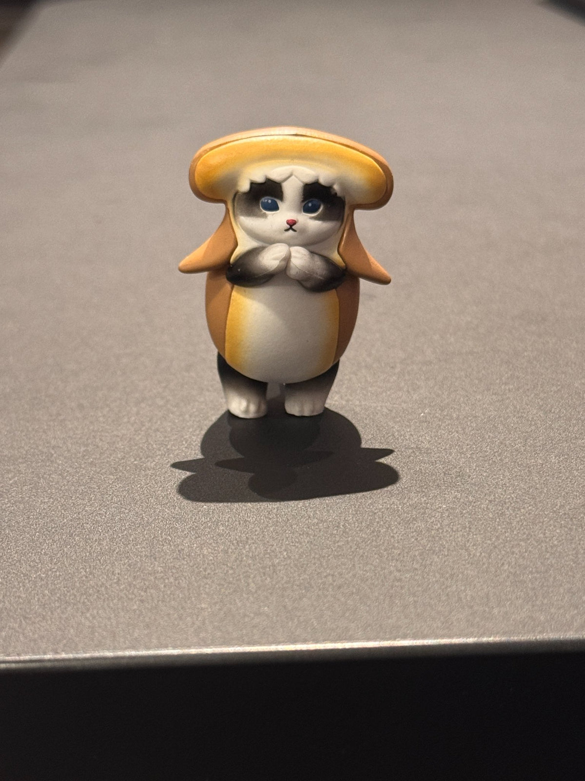 Hammer Head Shark Cat - Mofusand  - 1