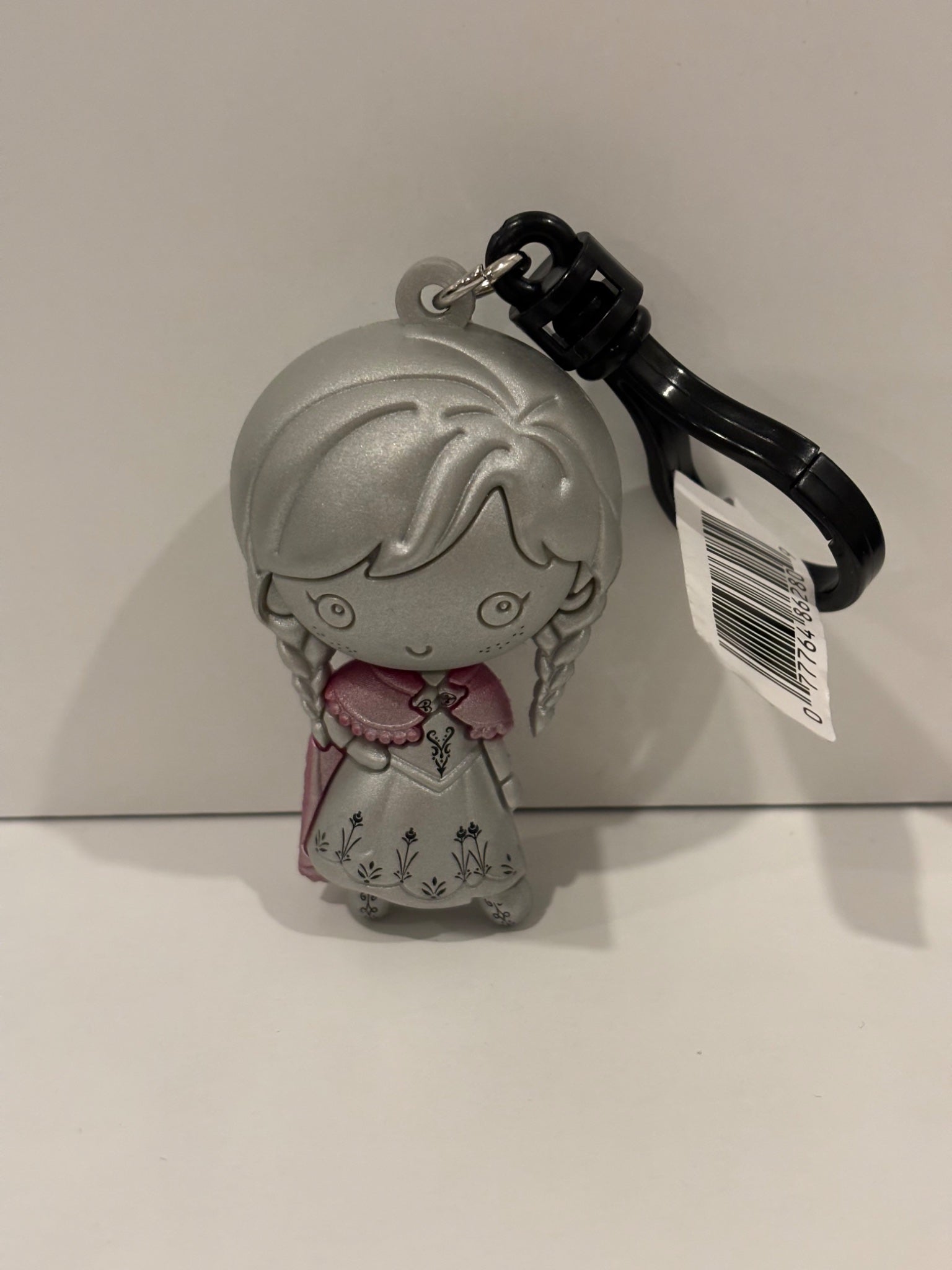 Anna (secret) - Disney 100th Anniversary Bag Clip Series 2