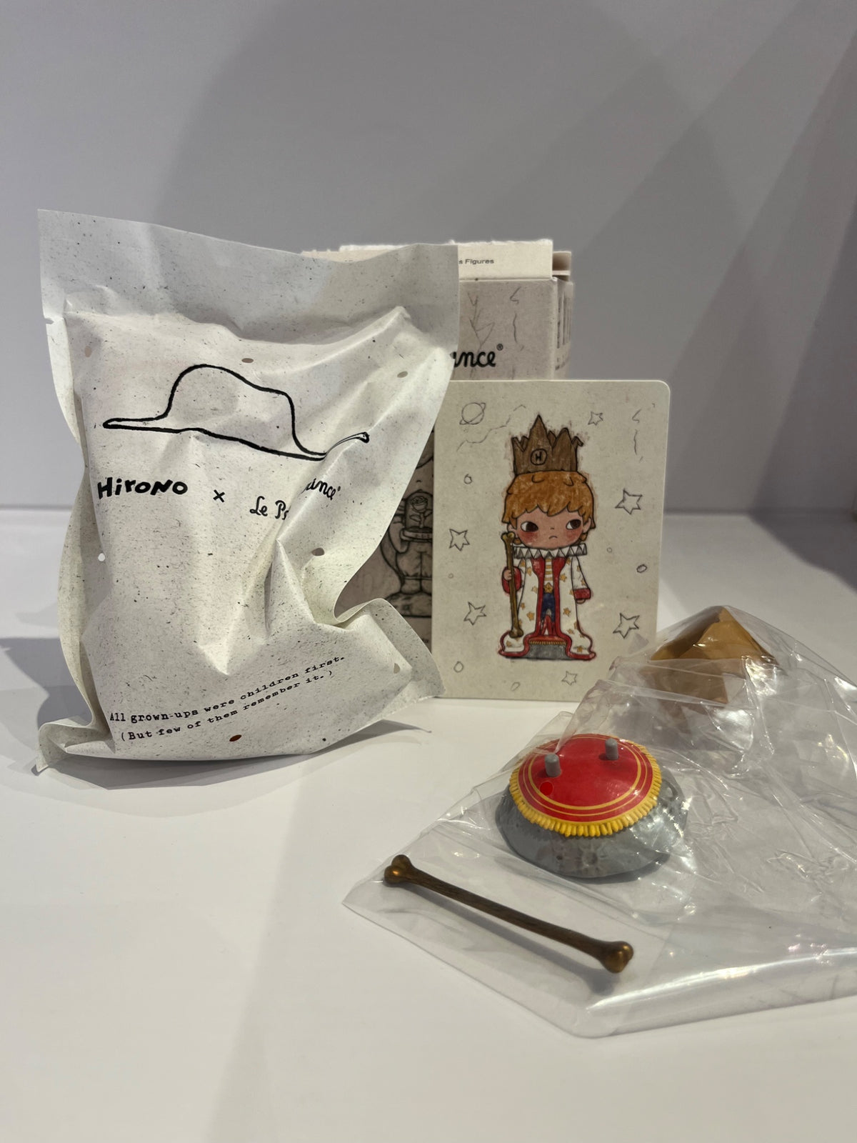 The King - Hirono - Le Petite Prince - by Popmart
