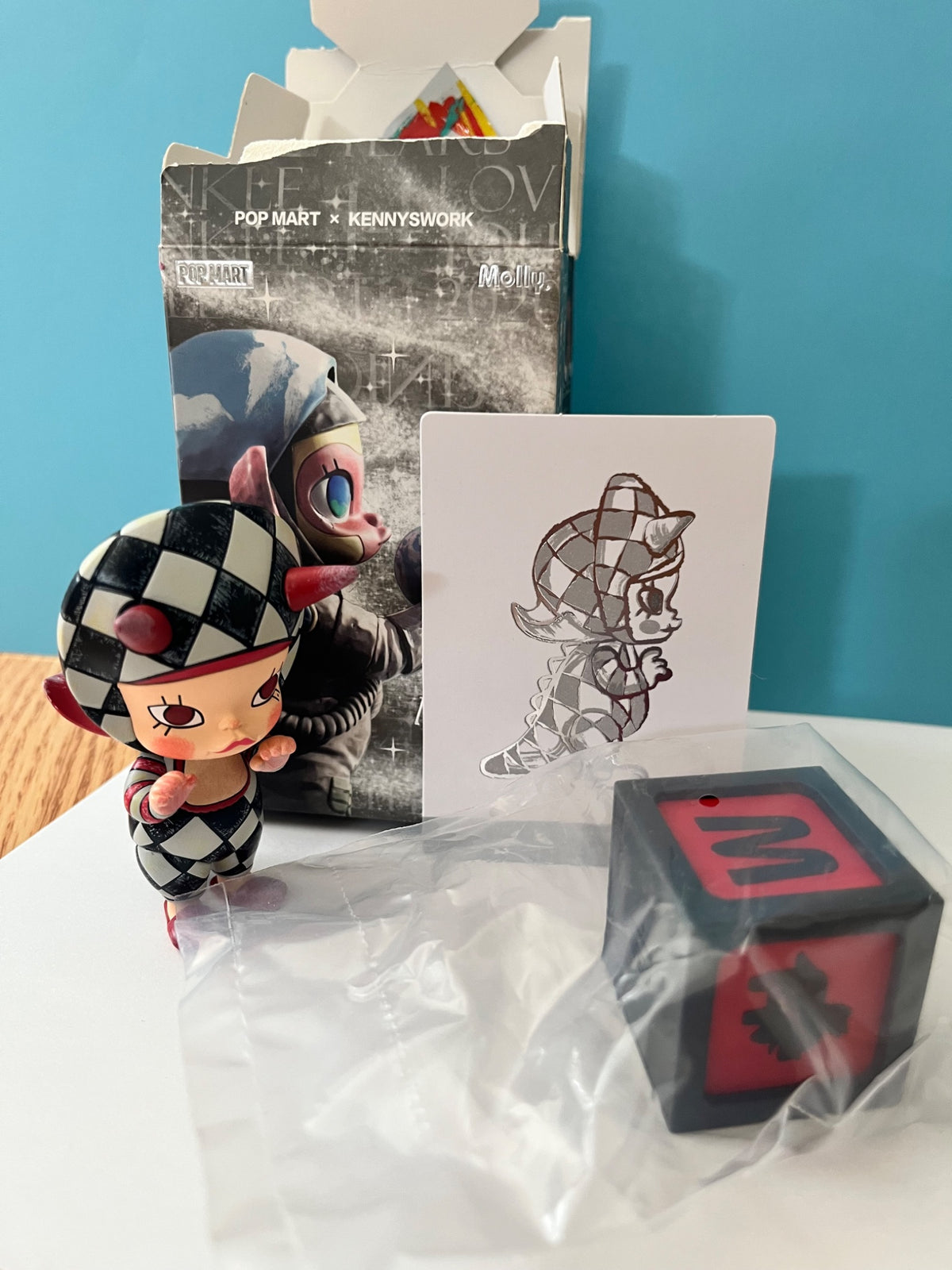 Dino Molly (Red) -Molly 6th Anniversary Statue 2012 -  Molly Anniversary Statues Classical Retro - Pop Mart