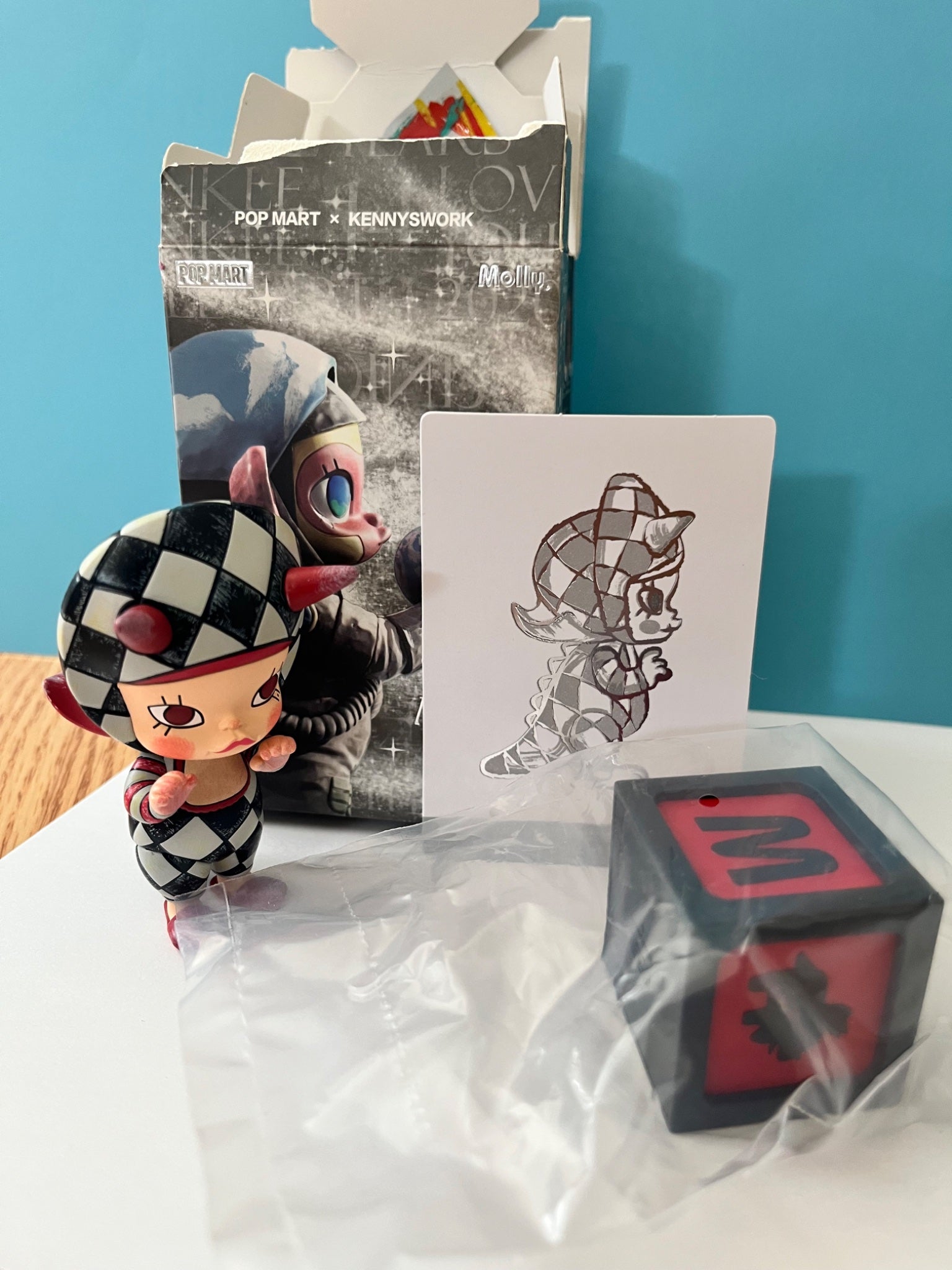 Dino Molly (Red) -Molly 6th Anniversary Statue 2012 -  Molly Anniversary Statues Classical Retro - Pop Mart