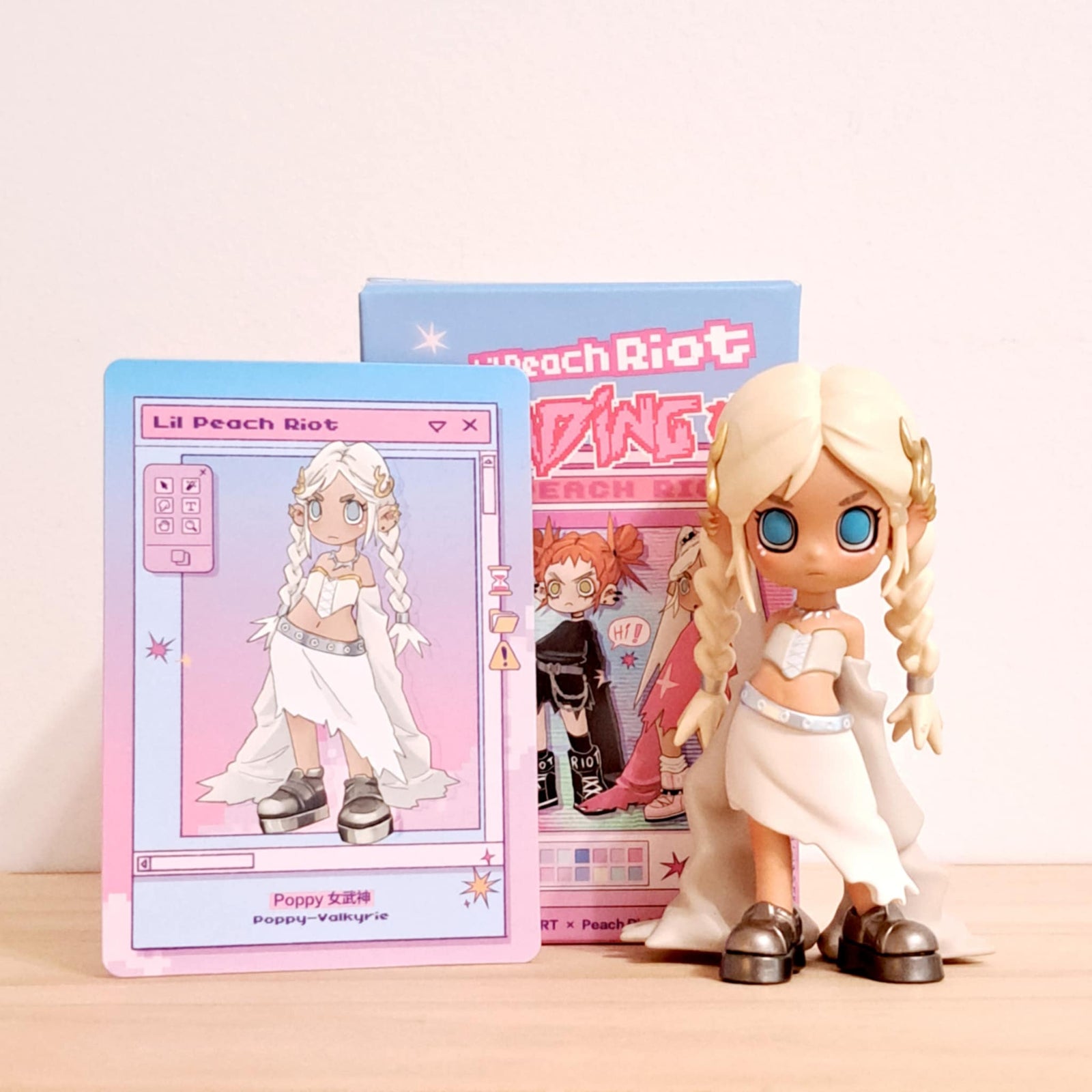 Poppy Valkyrie - Lil Peach Riot Loading Series - Pop Mart