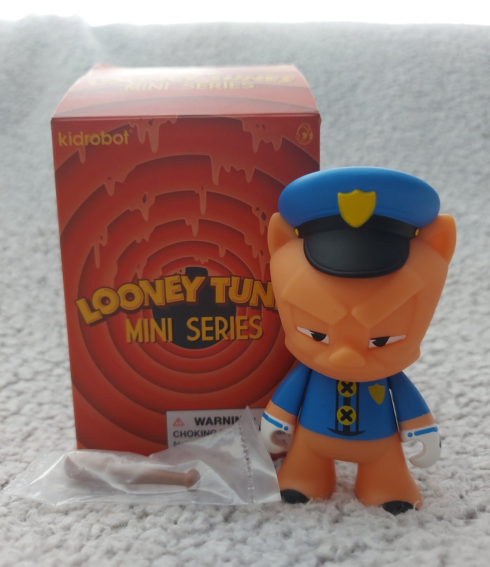 Porky Pig - Looney Tunes Mini Series - Kidrobot