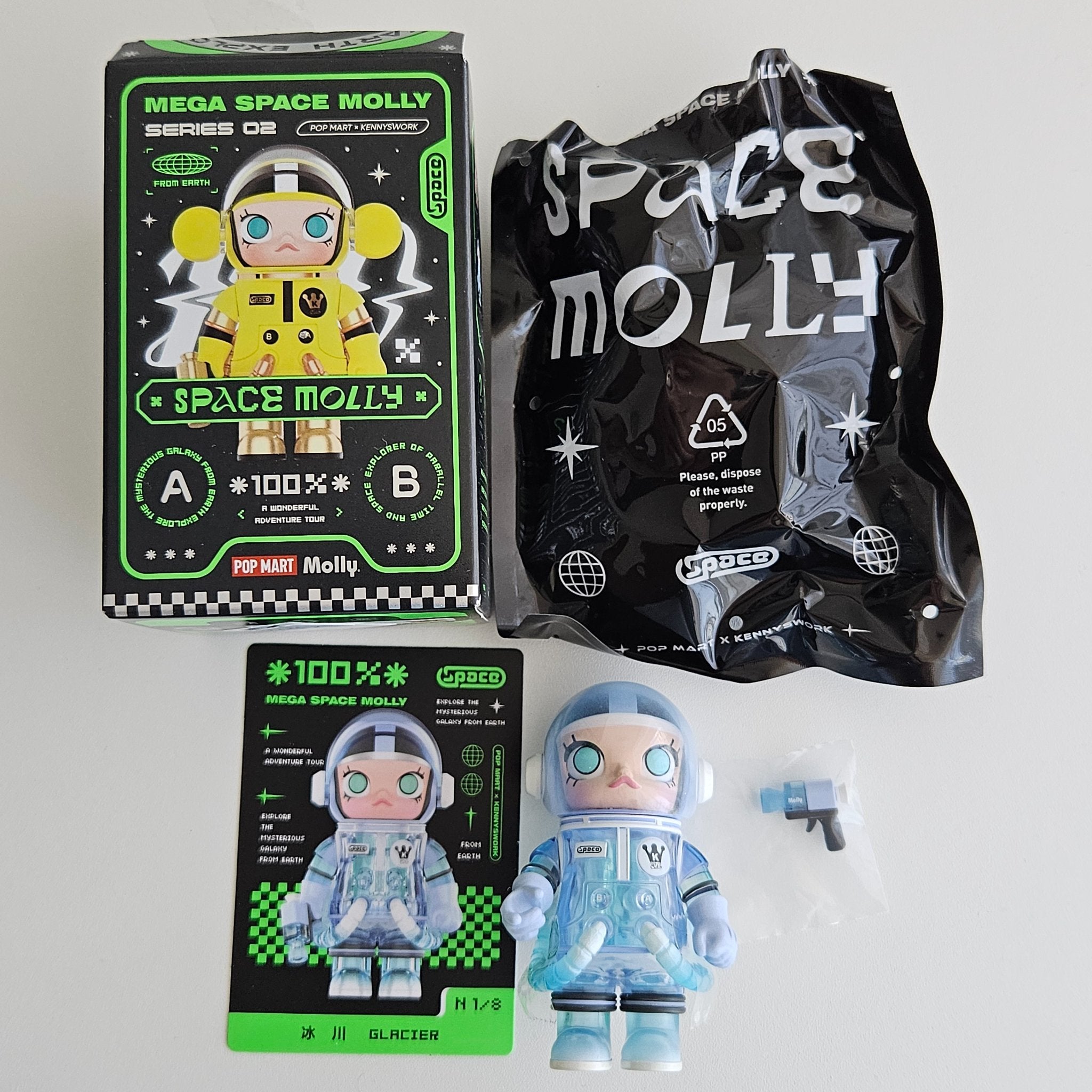 Glacier - MEGA SPACE MOLLY 100% Series 2-B by POP MART - Mindzai