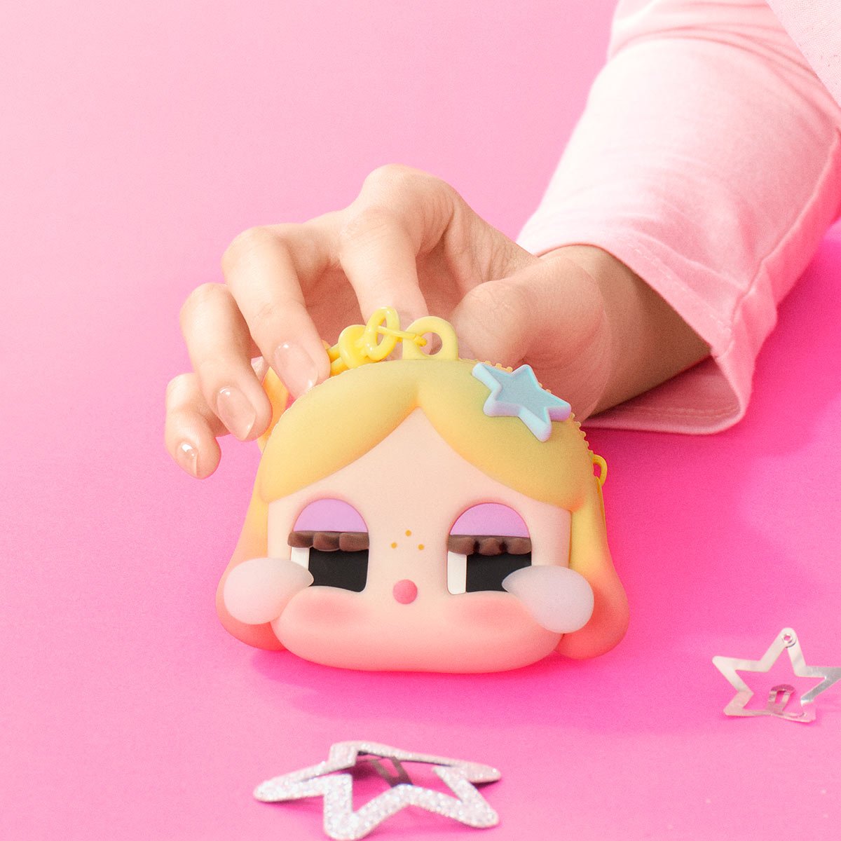 652eb54139e4ab4dc3c1b6b7_20250721-114115-777558-5-crybaby-shiny-shiny-earphone-case-phone-accessories-details-popmart-us-1200x1200_1780196619597.jpg