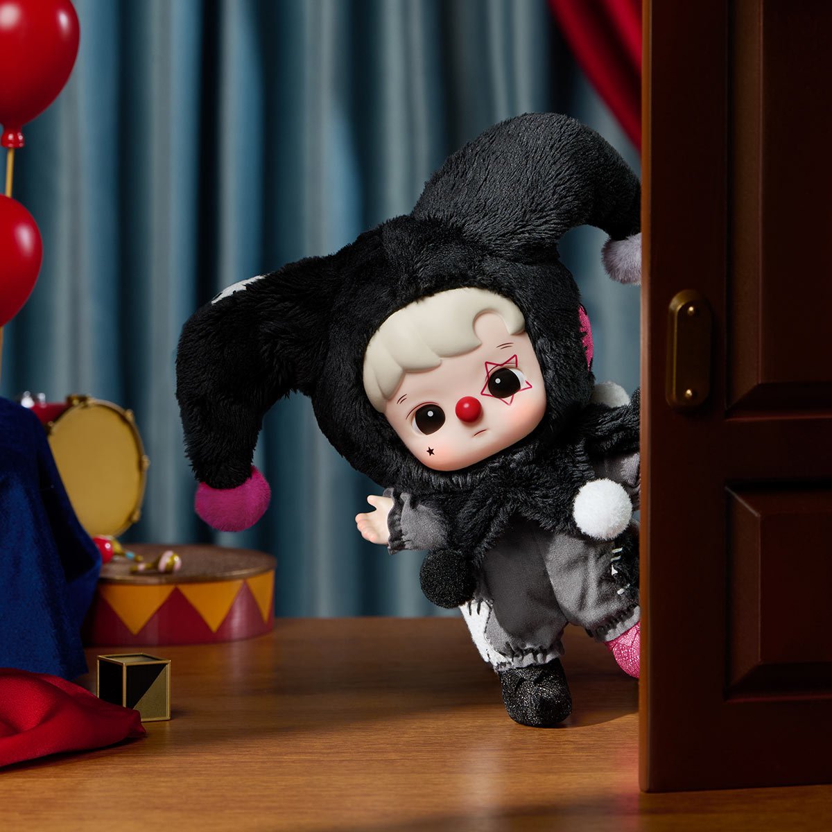 652eb54139e4ab4dc3c1b6b7_20250928-170436-295142-4-why-so-serious-series-vinyl-plush-pendant-blind-box-plush-toys-details-pop-mart-us-1200x1200_1765826680842.jpg