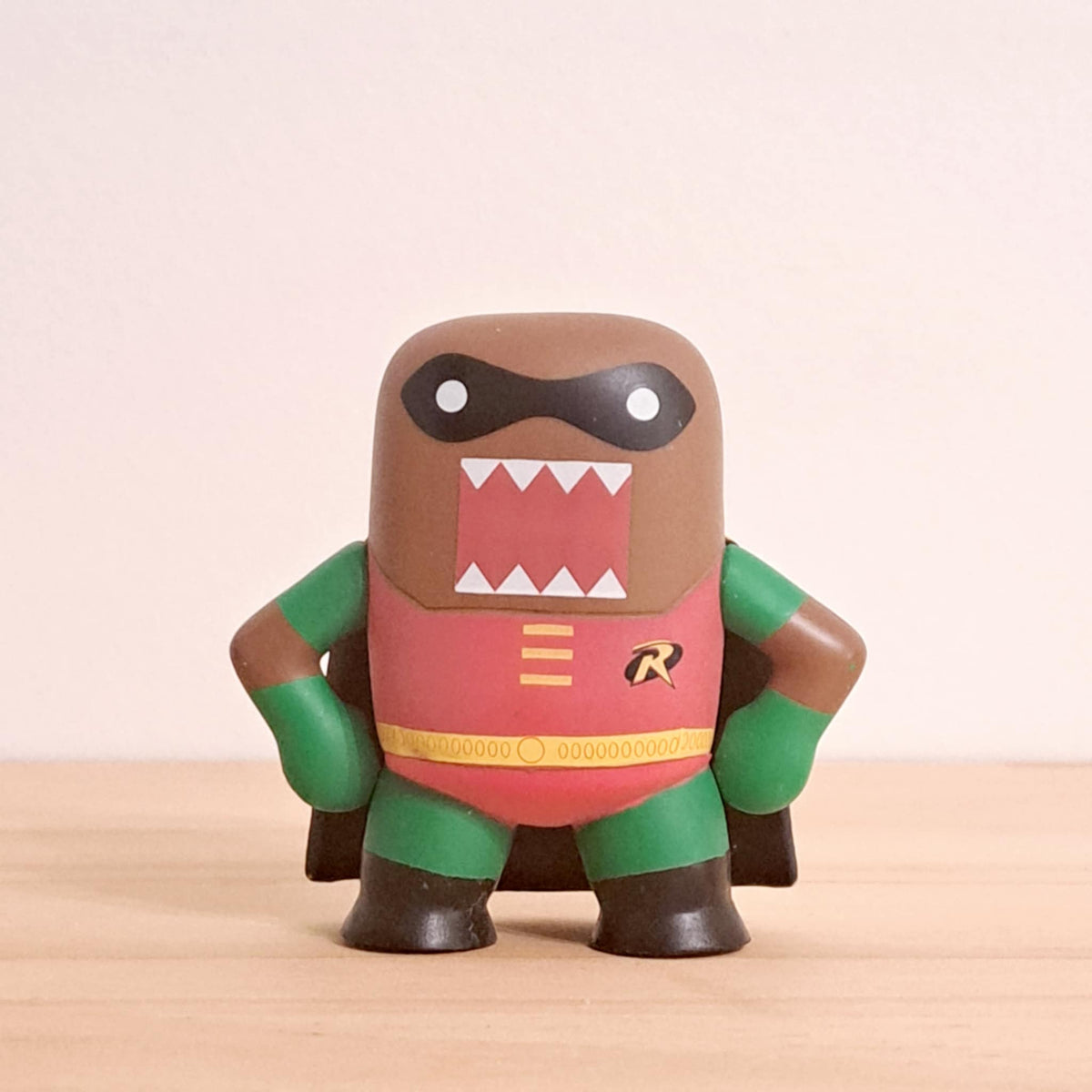 Domo as Robin - Funko DC Mystery Minis Domo Mystery Pack