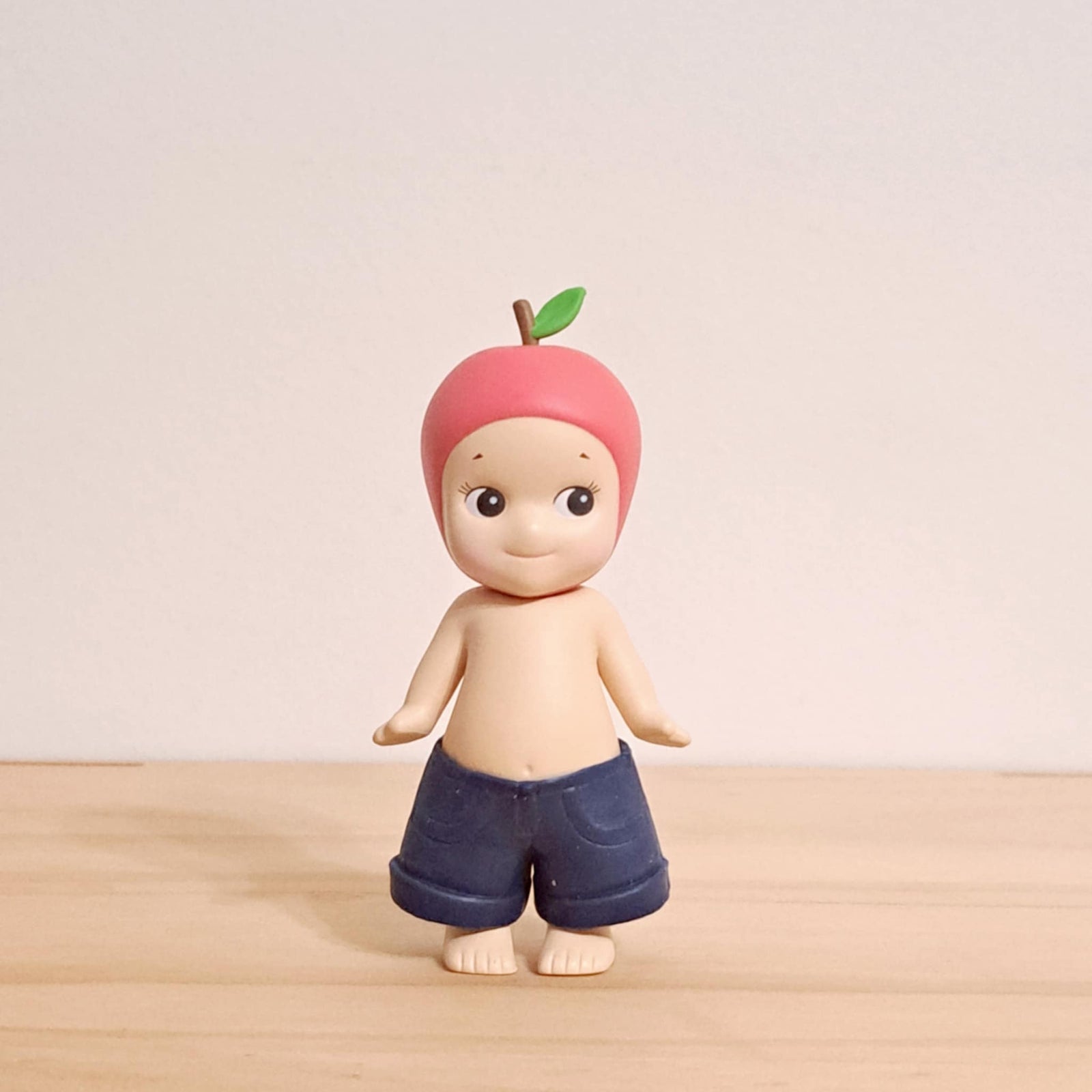 Apple (with pants) - Sonny Angel Fruits Series