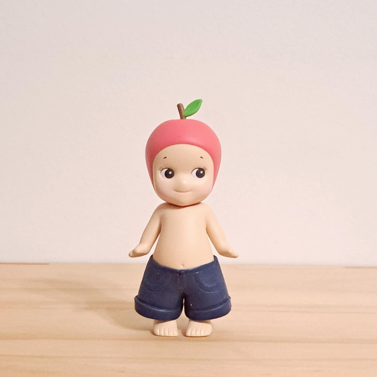 Apple (with pants) - Sonny Angel Fruits Series