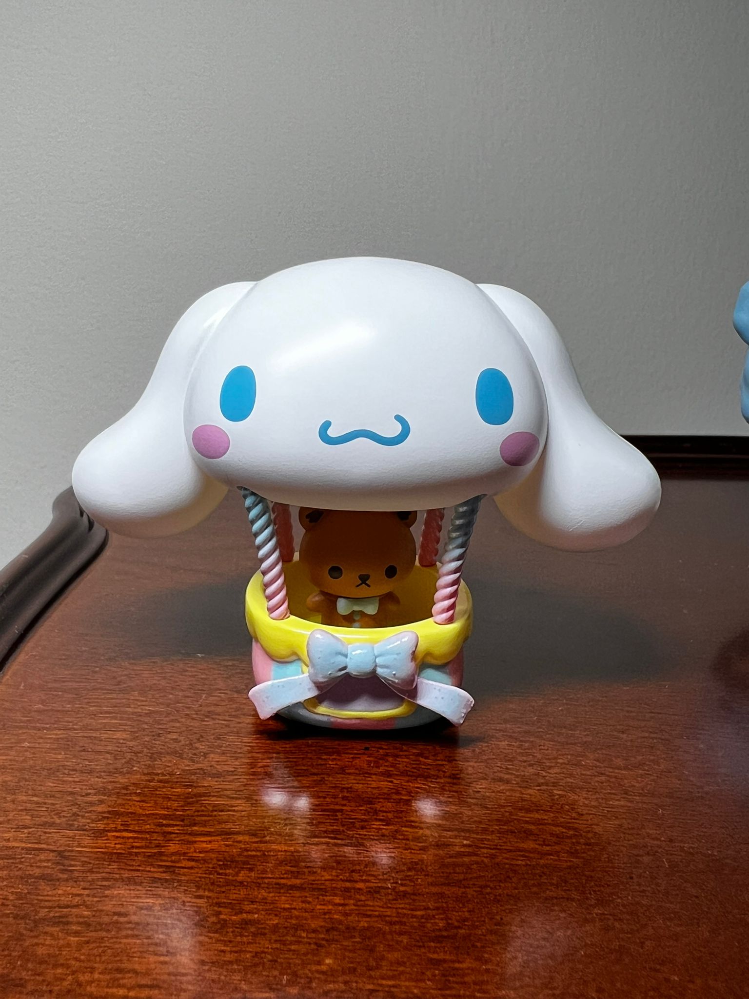 652eb54139e4ab4dc3c1b6b7_cinnamoroll-sightseeing-hot-air-balloon_1768063925653.jpeg