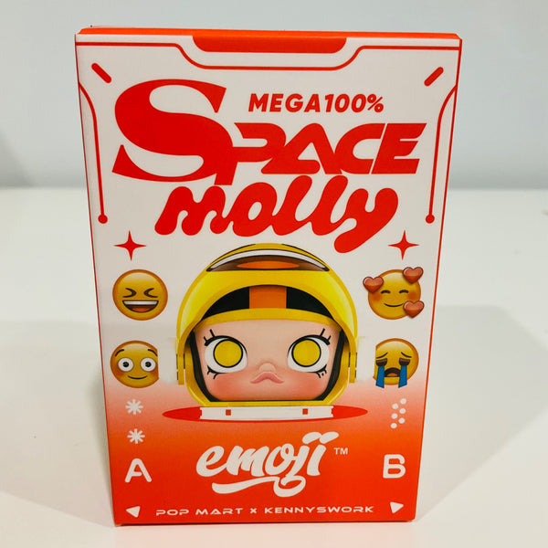 886 - MEGA SPACE MOLLY 100% × emoji™ Series by POP MART - Mindzai