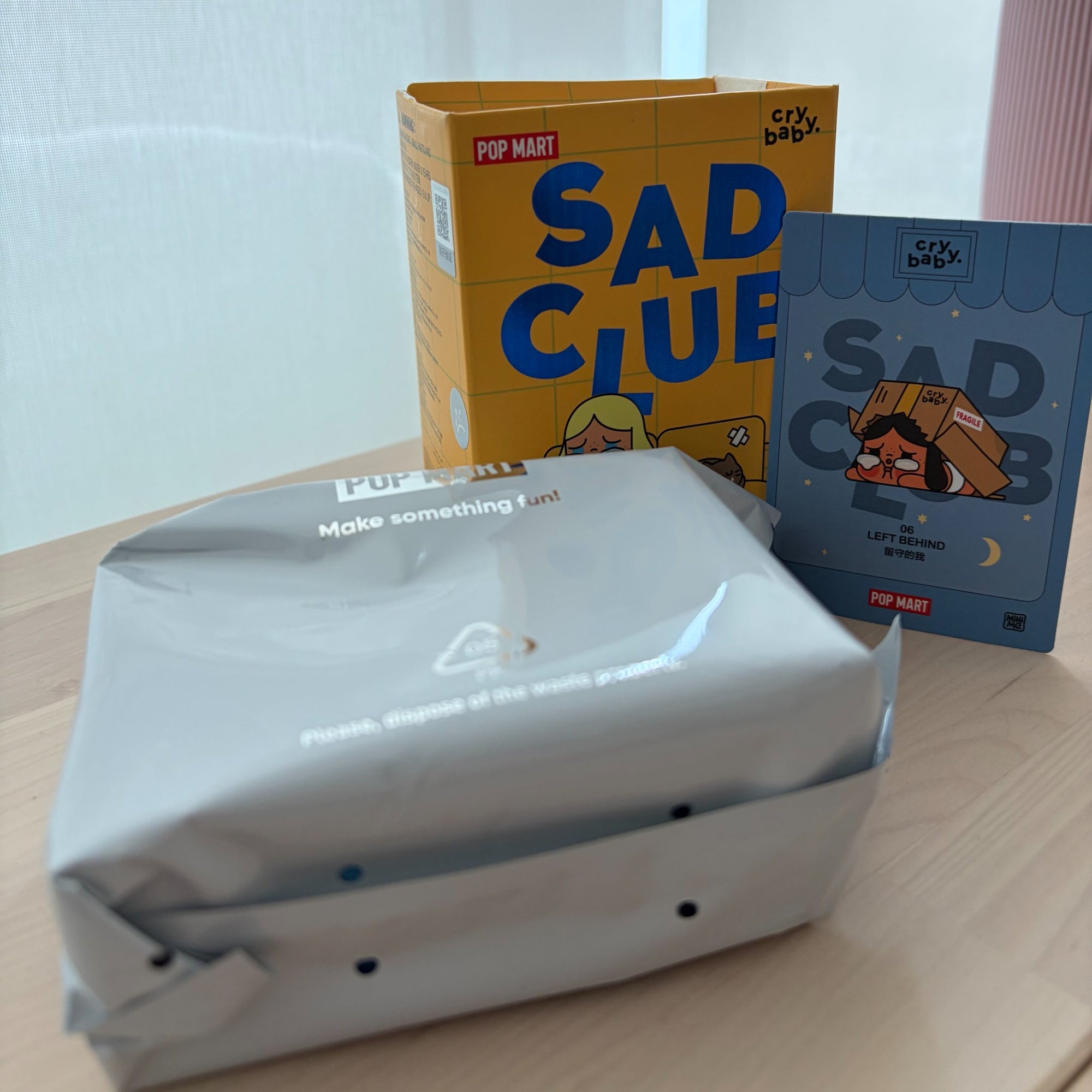 Left Behind - Crybaby Sad Club Series Scene - POP MART - Mindzai
