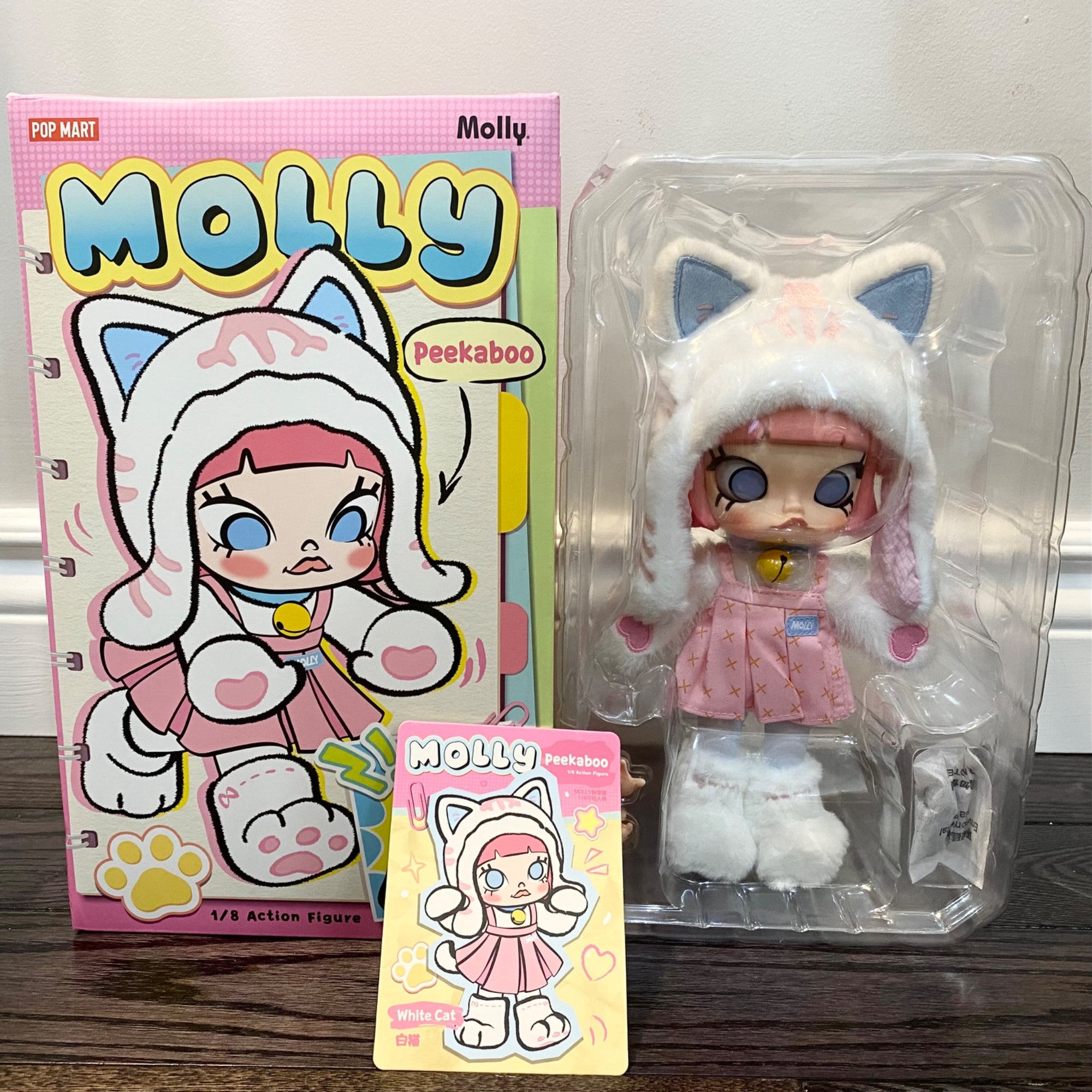 White Cat - MOLLY Peekaboo 1/8 Action Figure - POP MART - Mindzai