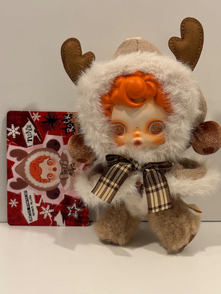 Wanderers Tune - Skullpanda Winter Symphony Plush - Mindzai Toy Shop