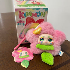 Moment of Flowering - Kimmon The Small World plush pendant