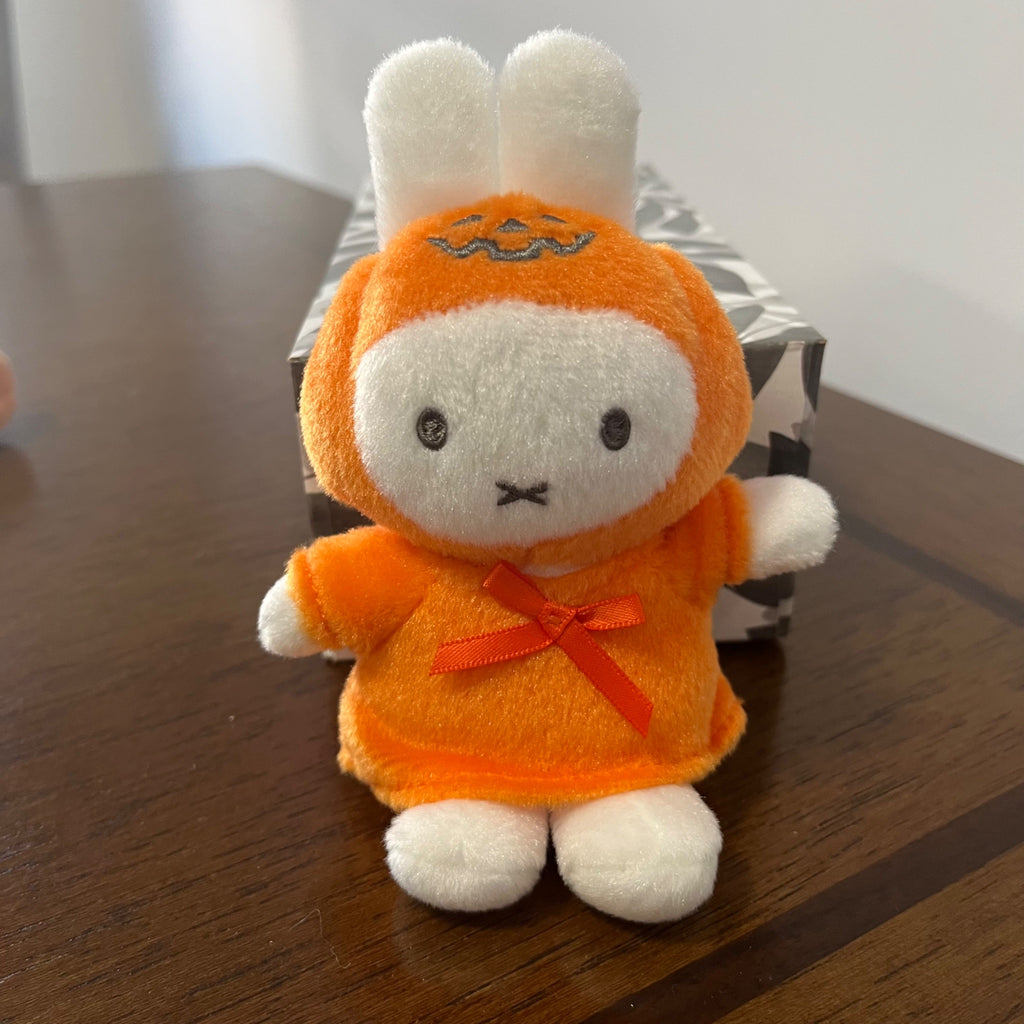 Pumpkin Miffy - Halloween Plush Keychain series by Vipo - Mindzai
