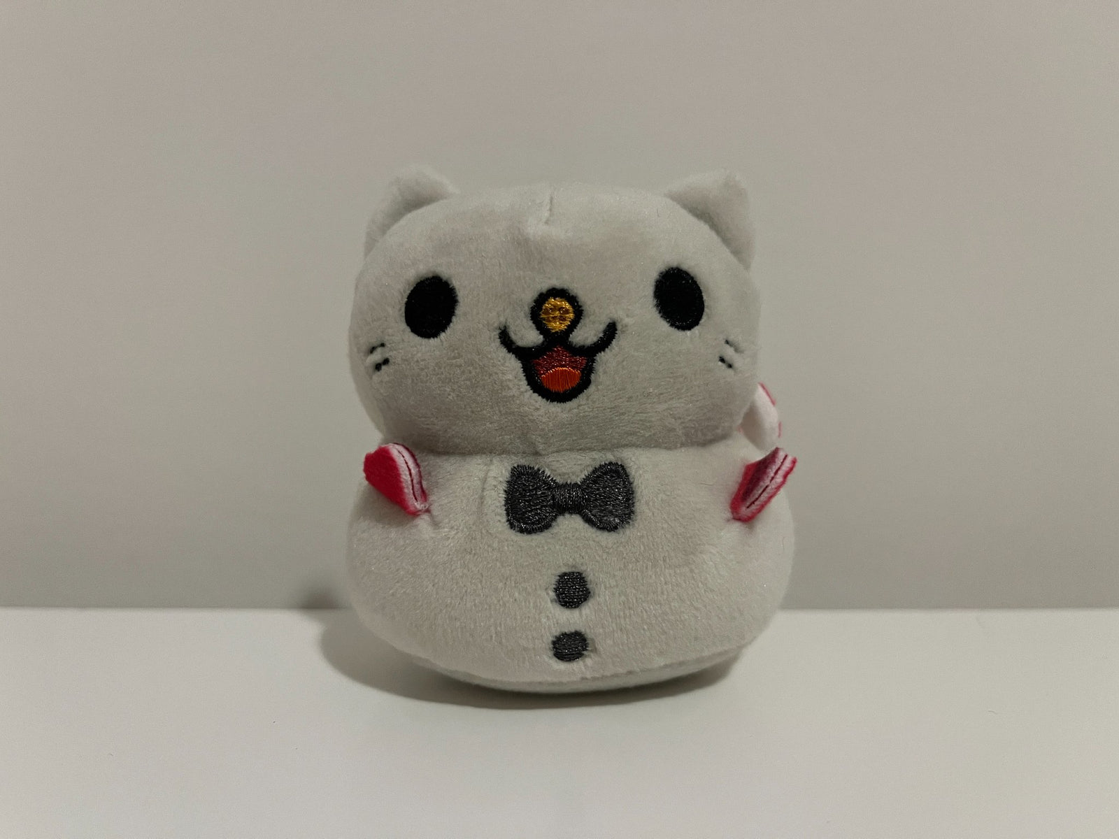 Bowtie - KleptoCats Holiday Mystery Minis Plushies by Funko