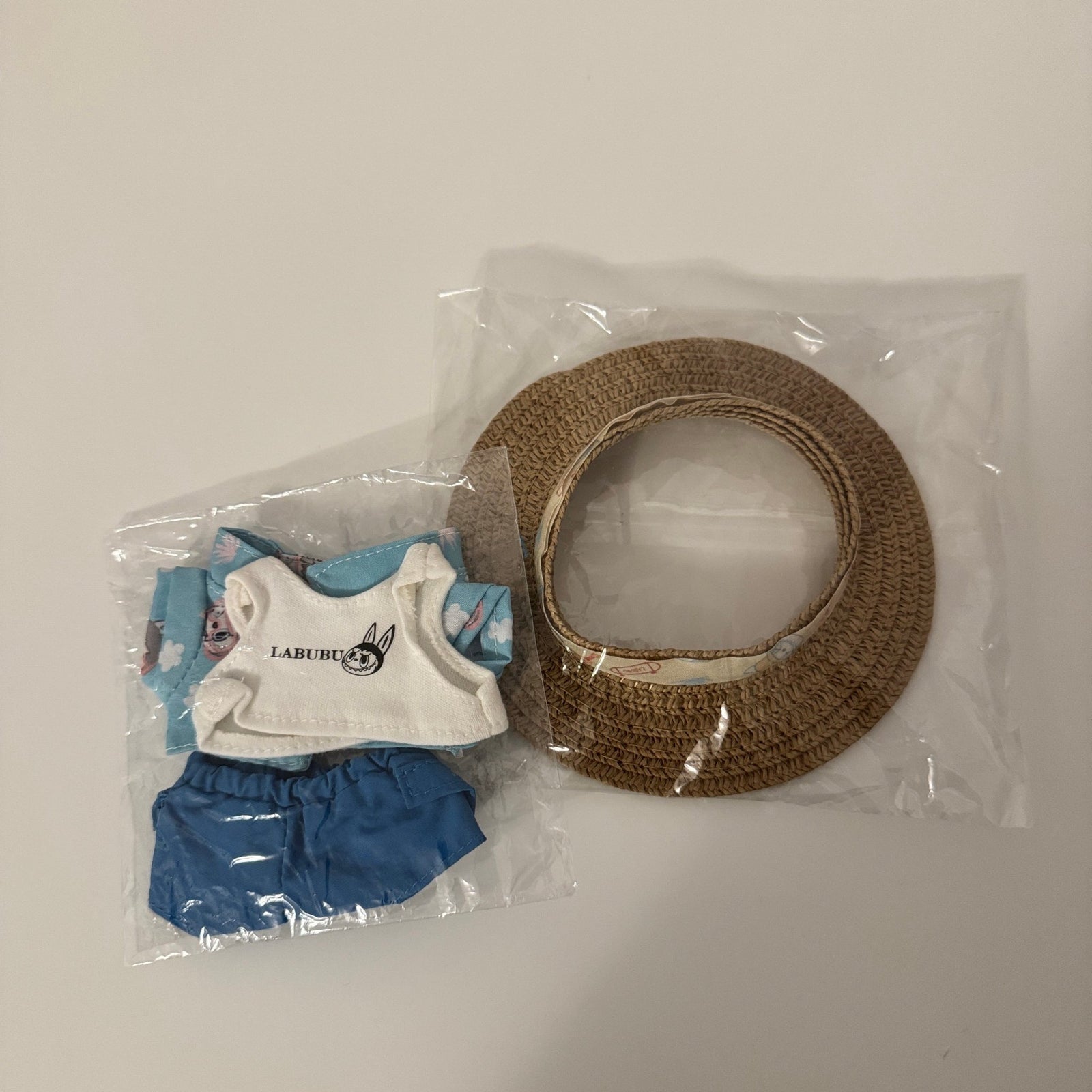 Hawaii beach clothes set For Labubu Have a Seat