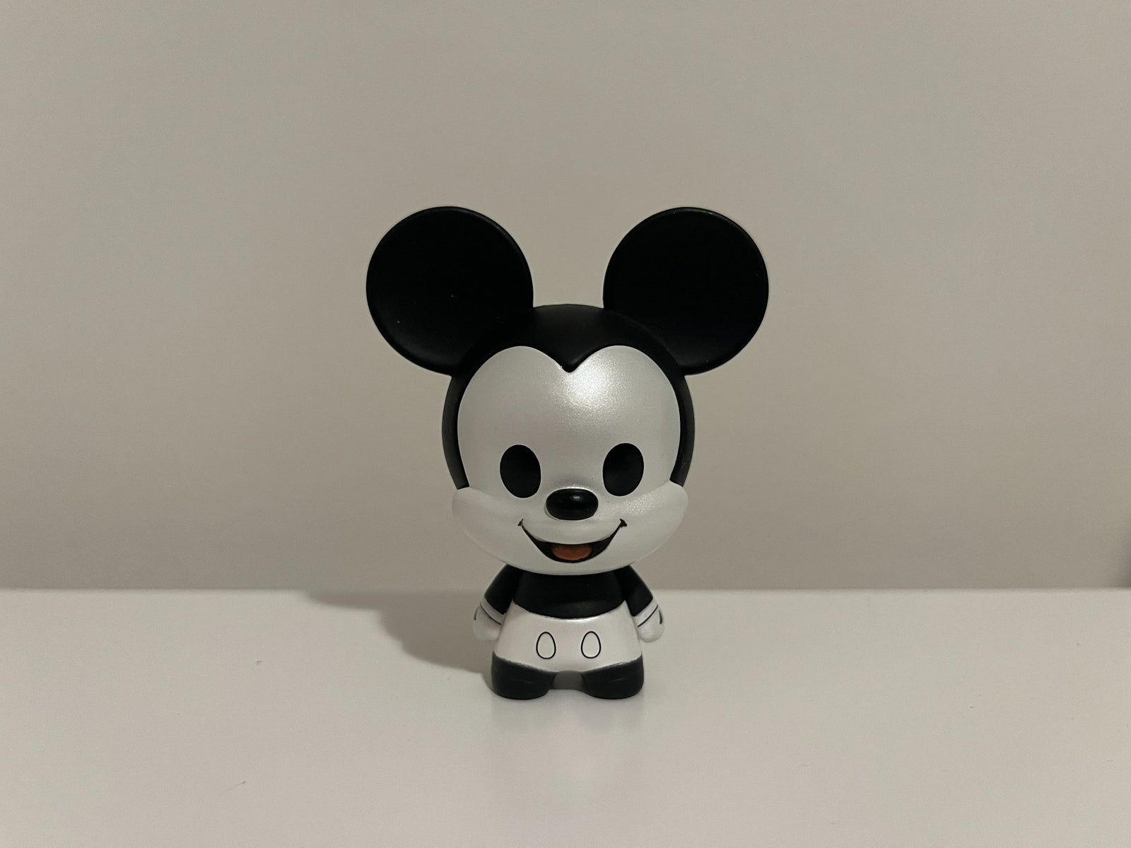 Mickey Mouse (Chaser) - Disney Mickey and Friends by Miniso