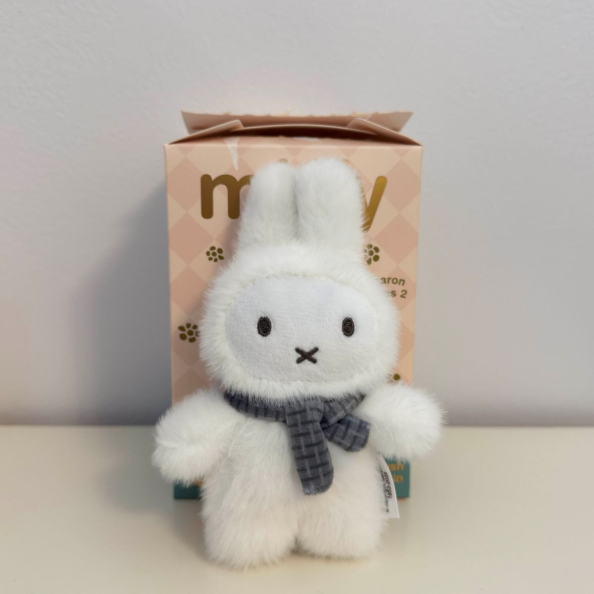 652eb54139e4ab4dc3c1b6b7_miffy-macaron_1761075955937.jpg