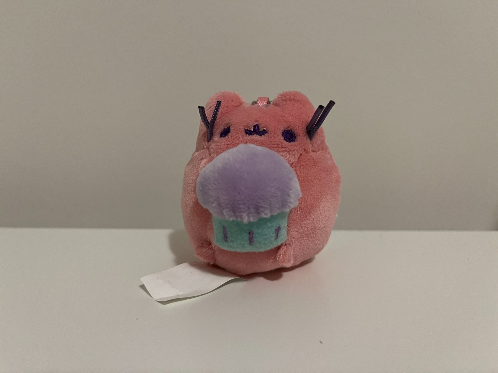 Cupcake - Pusheen Series 1 Snack Time! by Gund