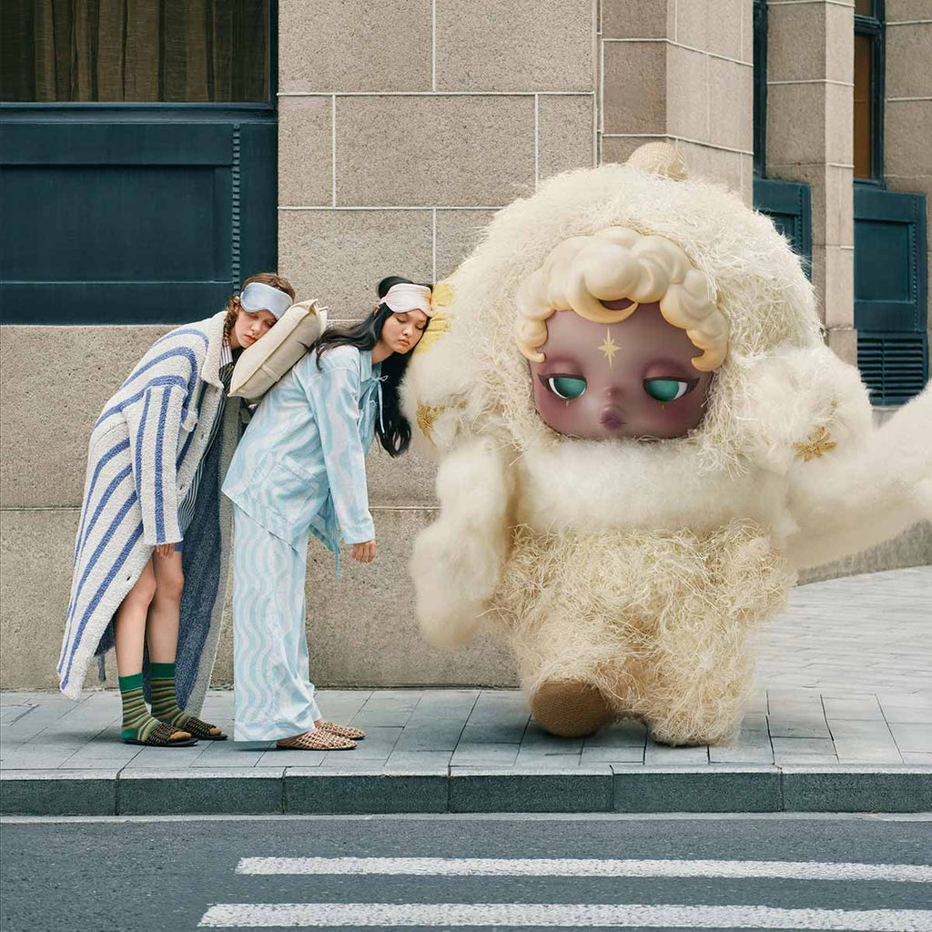 ぬいぐるみ SKULLPANDA You Found Me! Sandman 652eb54139e4ab4dc3c1b6b7_sandm