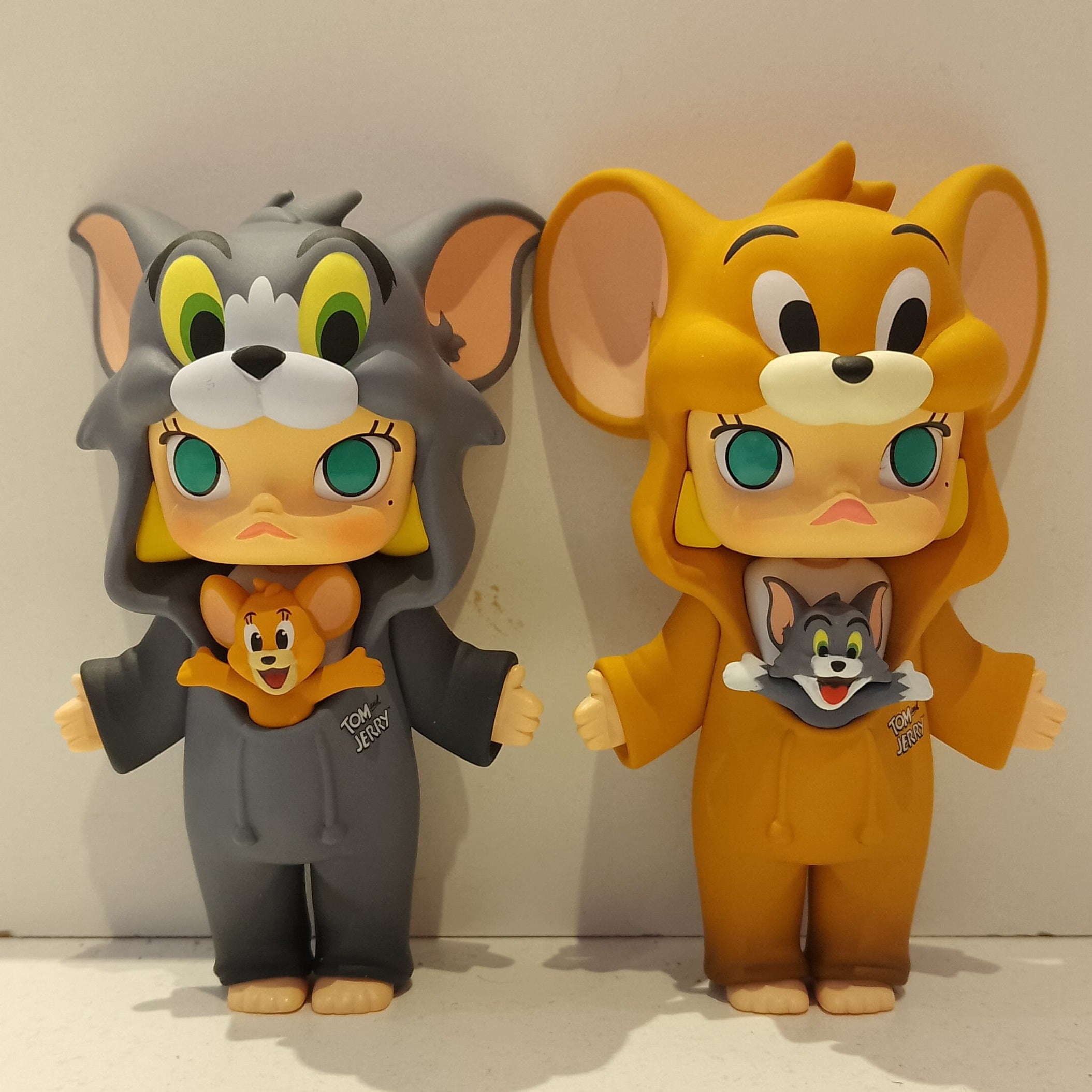 新品未開封　MOLLY × TOM & JERRY Figurine MOLLY × TOM & JERRY Figurine