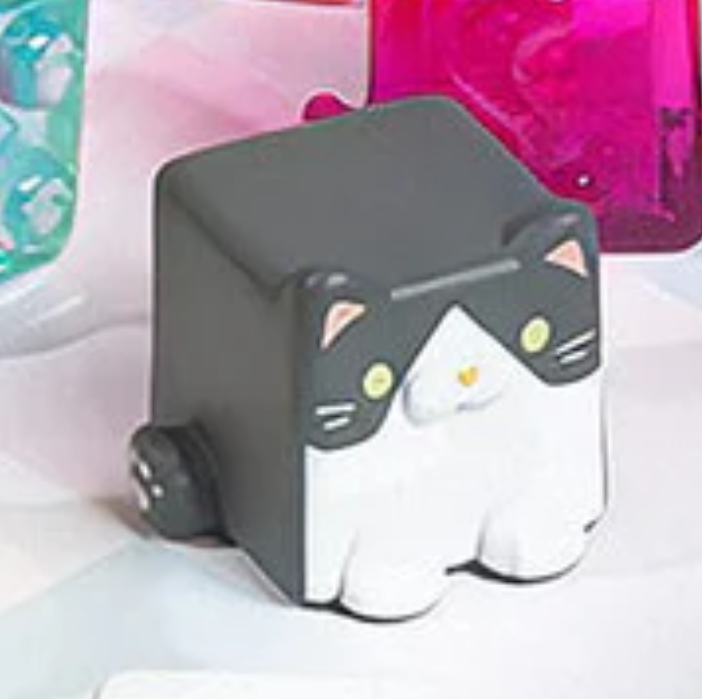 Sesame Lying Down - Square Cat Series Gachapon by BEEMAI