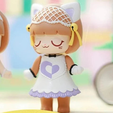 Miki Kitty Girl - KIMMY & MIKI ChimeLong Circus series by 52TOYS