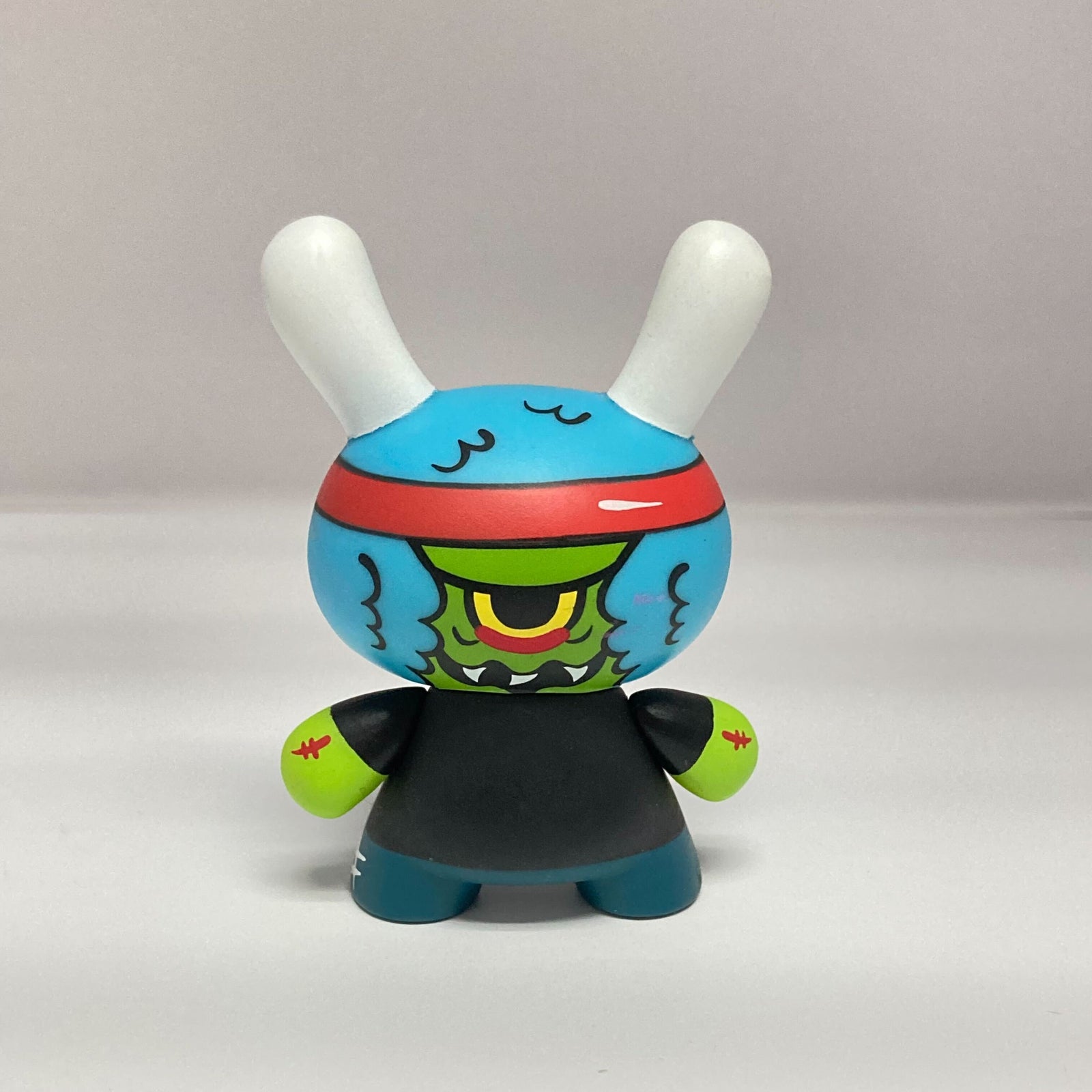 Le Merde Dunny - Dunny Series 2011 (Some Paint Mark) by Kidrobot
