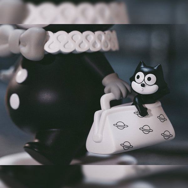 バ*ジ様 トイズマッコイ　フィリックス　フィギュア felix-the-at-x-pucky-big-