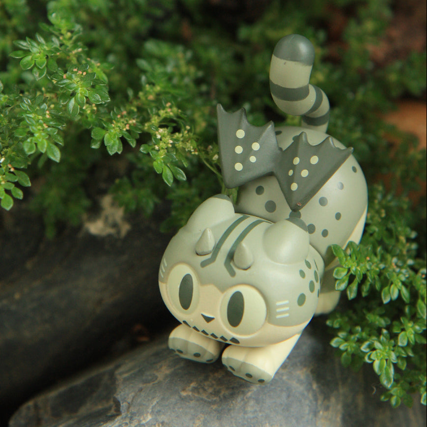 Spotty Cat - Papa DOSHII Cat Series