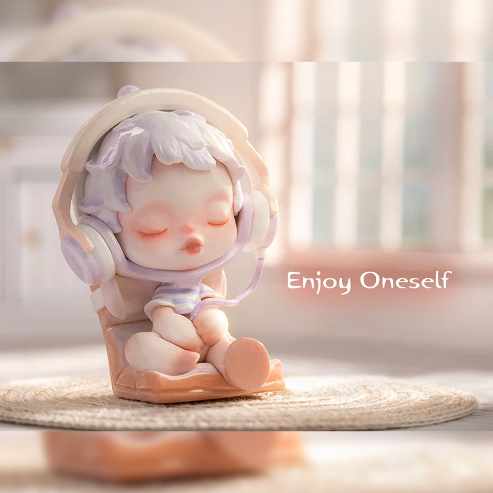 Enjoy Oneself - Skullpanda The Warmth Series by POP MART