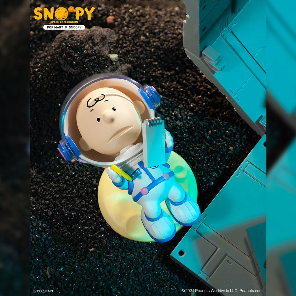 Space Scientist Charlie - Snoopy Space Exploration Series by POP MART