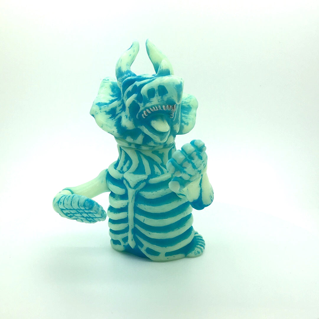 Gashadokutops Sofubi - Creaking Skull by Cereal Box Toys Go!